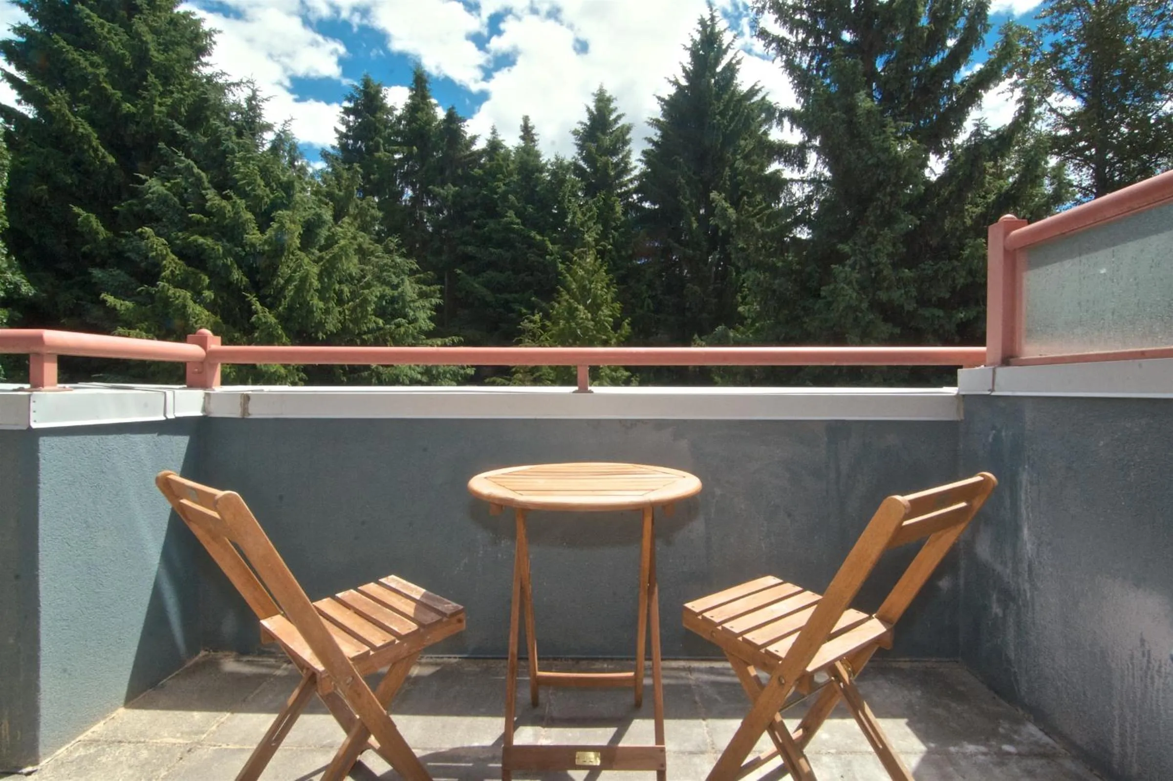 Balcony/Terrace in Alpenglow Lodge by Bill