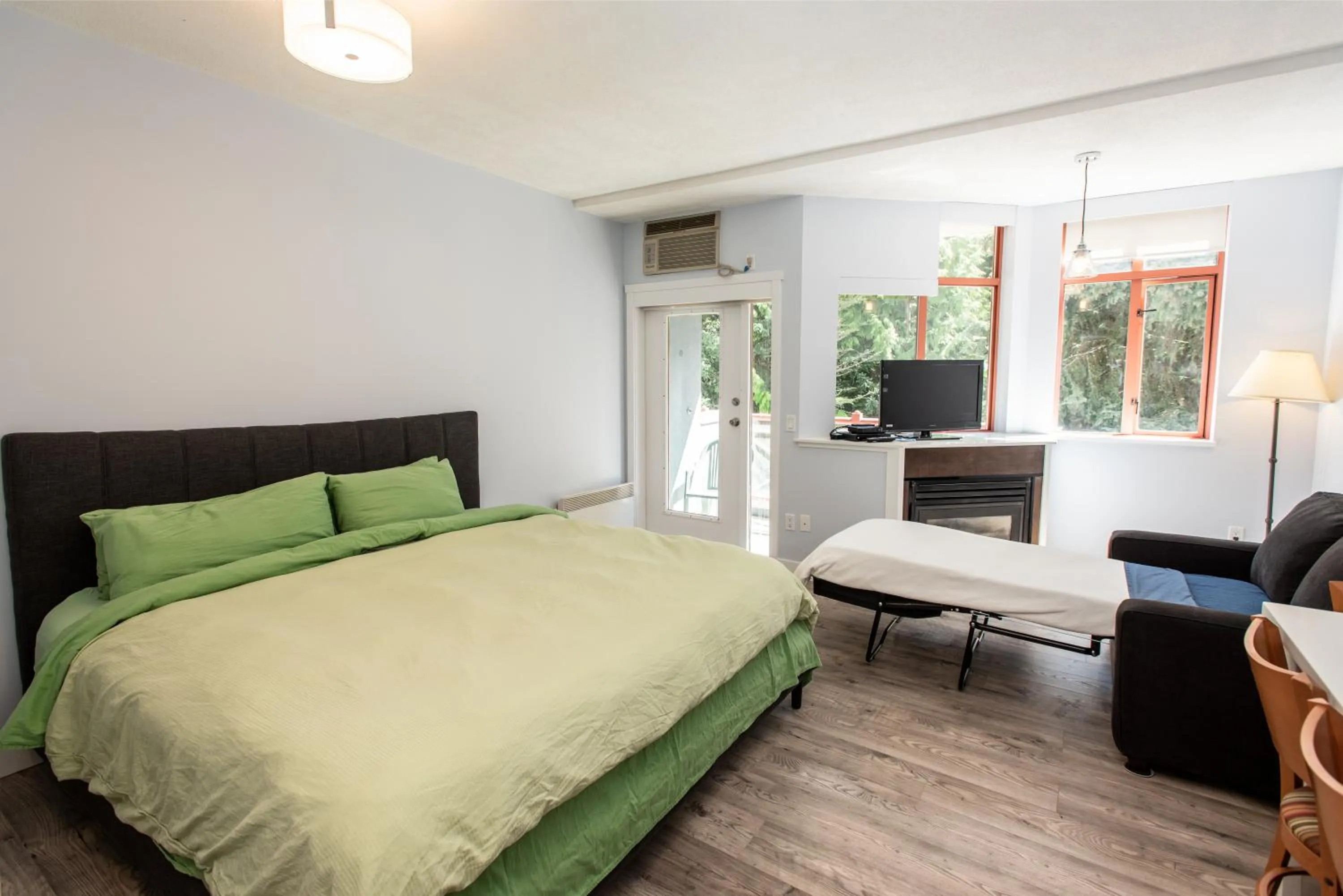 Bed in Alpenglow Lodge by Bill