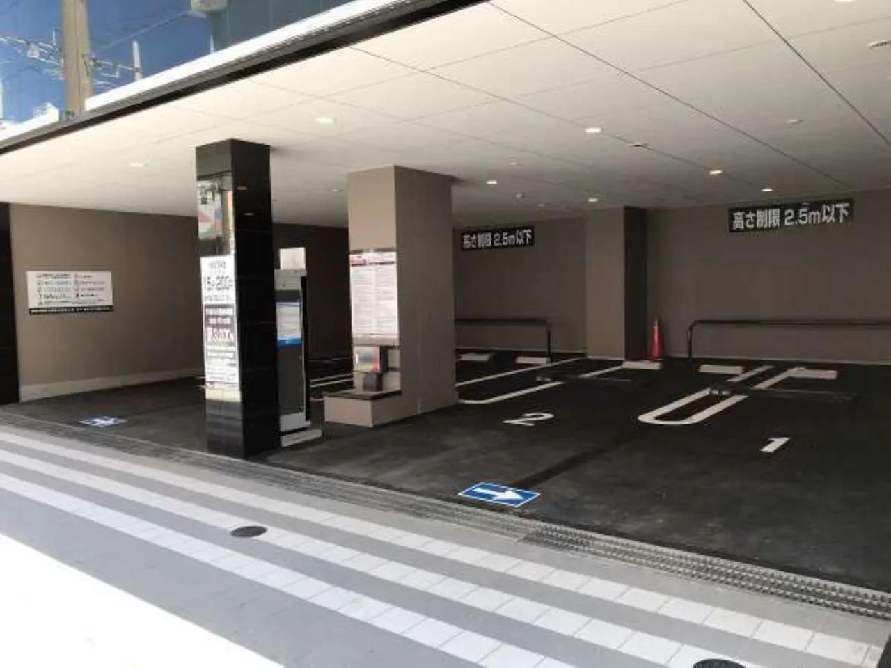 Parking in APA Hotel TKP Tokyo Nishi-Kasai