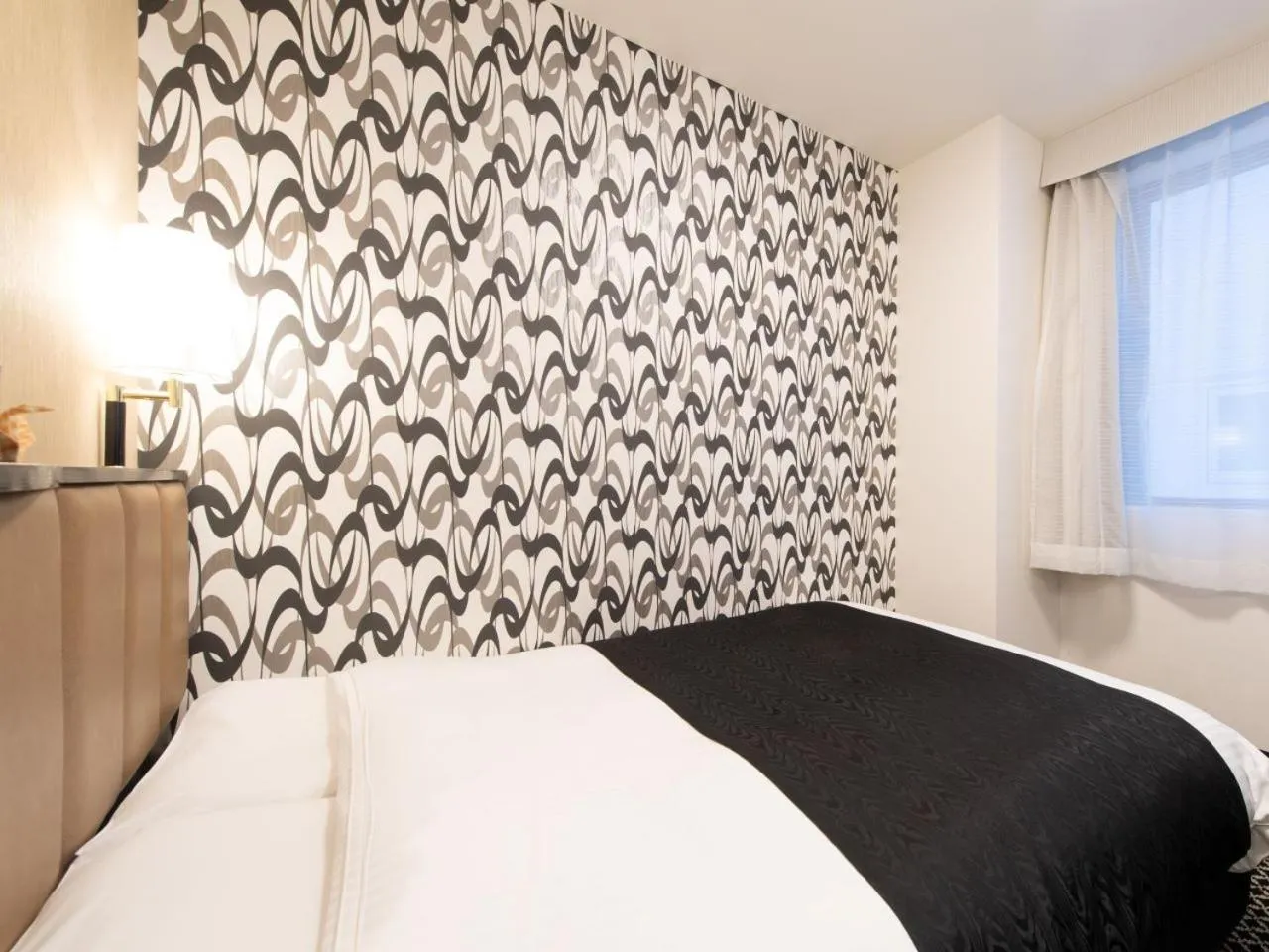 Bed in APA Hotel TKP Tokyo Nishi-Kasai