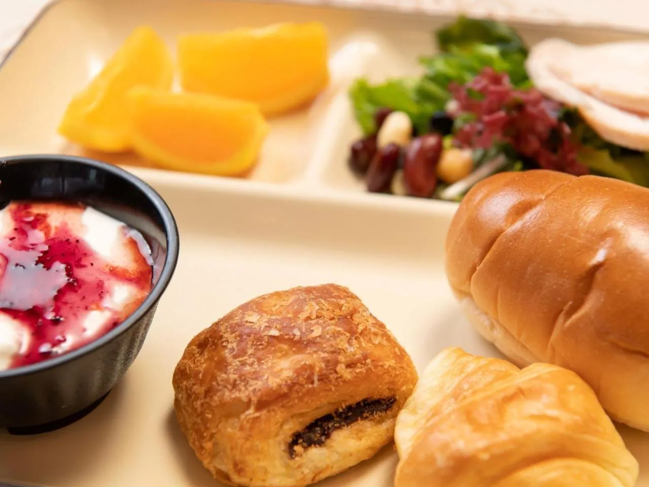 Food in APA Hotel TKP Tokyo Nishi-Kasai