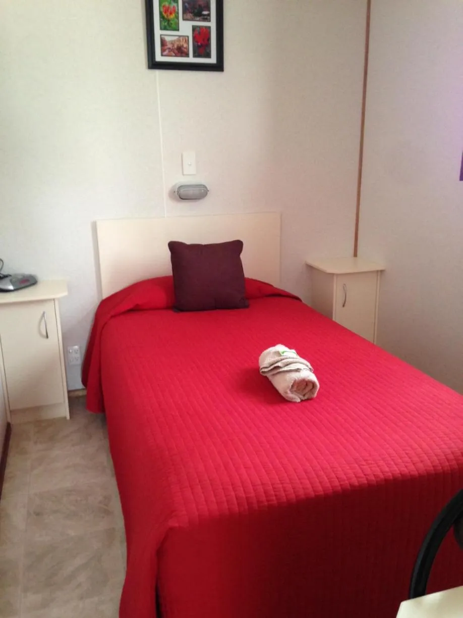 Bed in Wudinna Gawler Ranges Motel and Caravan Park