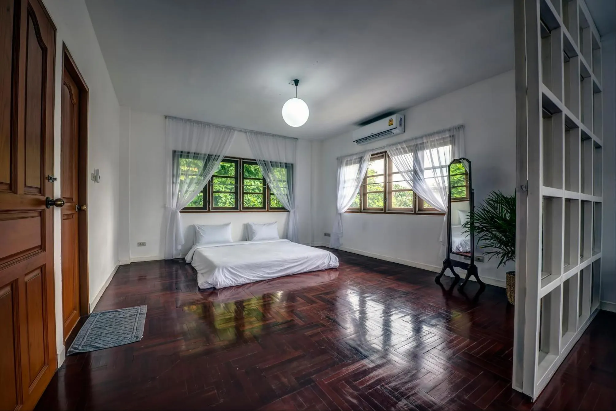 Bed in DoubleTree House