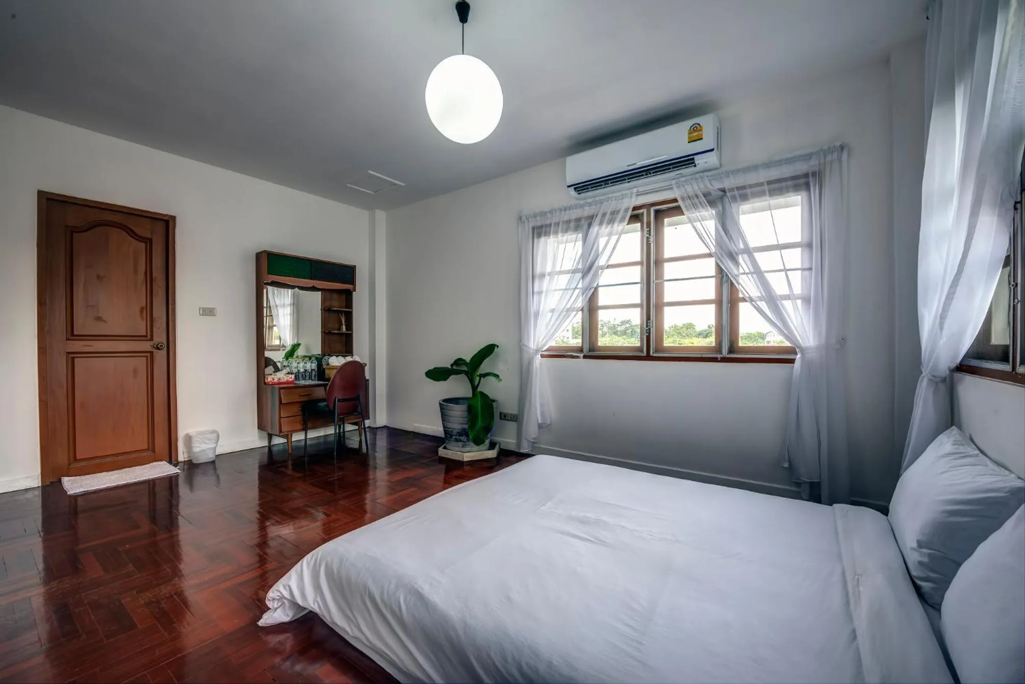 Bed in DoubleTree House