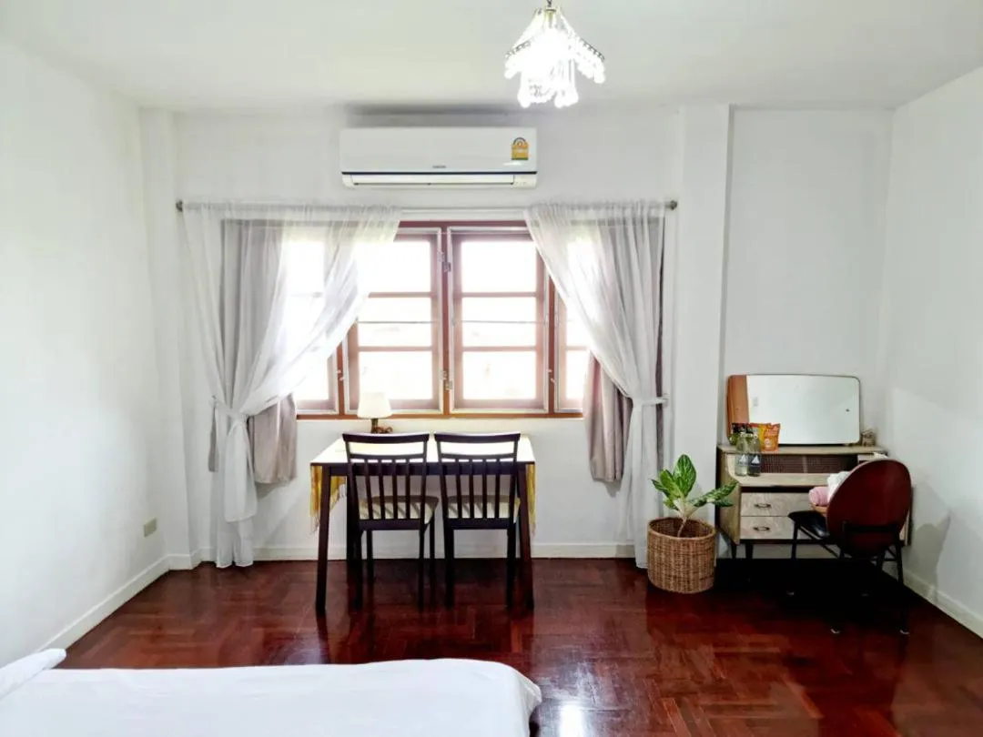 Bed in DoubleTree House