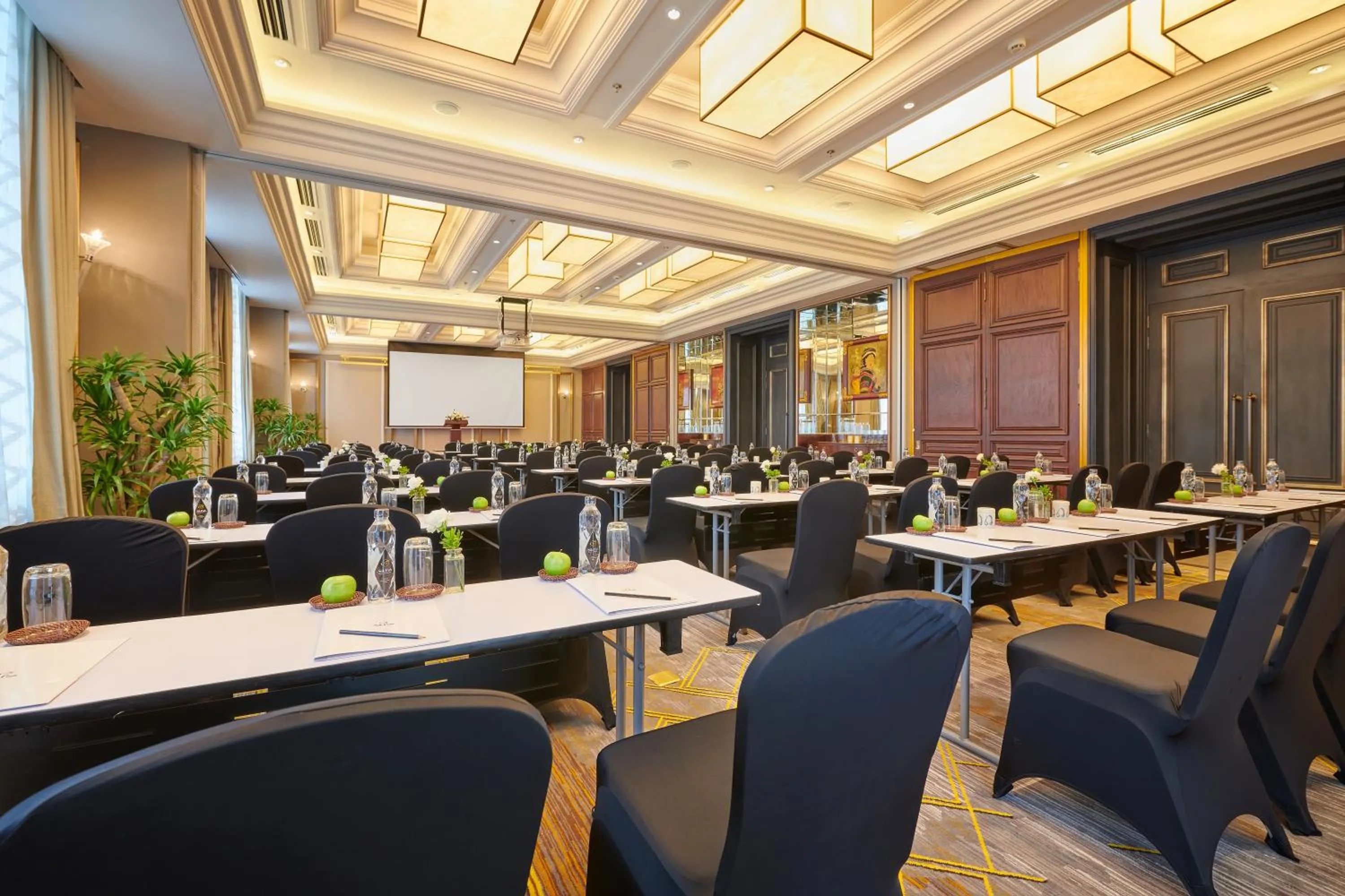 Meeting/conference room in Silk Path Grand Sapa Resort & Spa