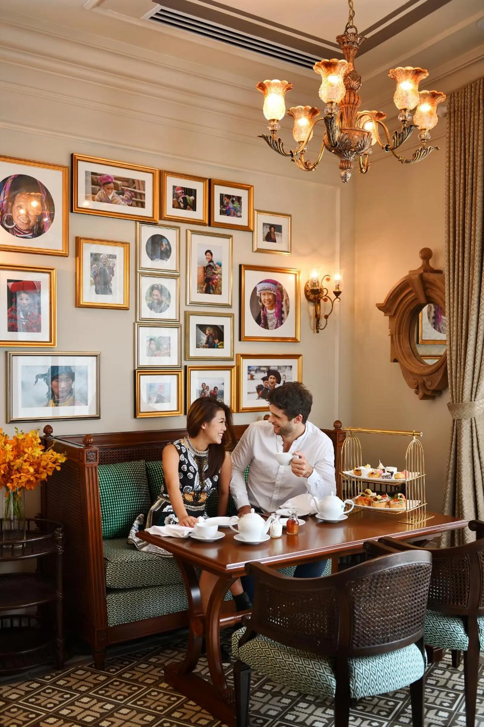 Lounge or bar in Silk Path Grand Sapa Resort & Spa