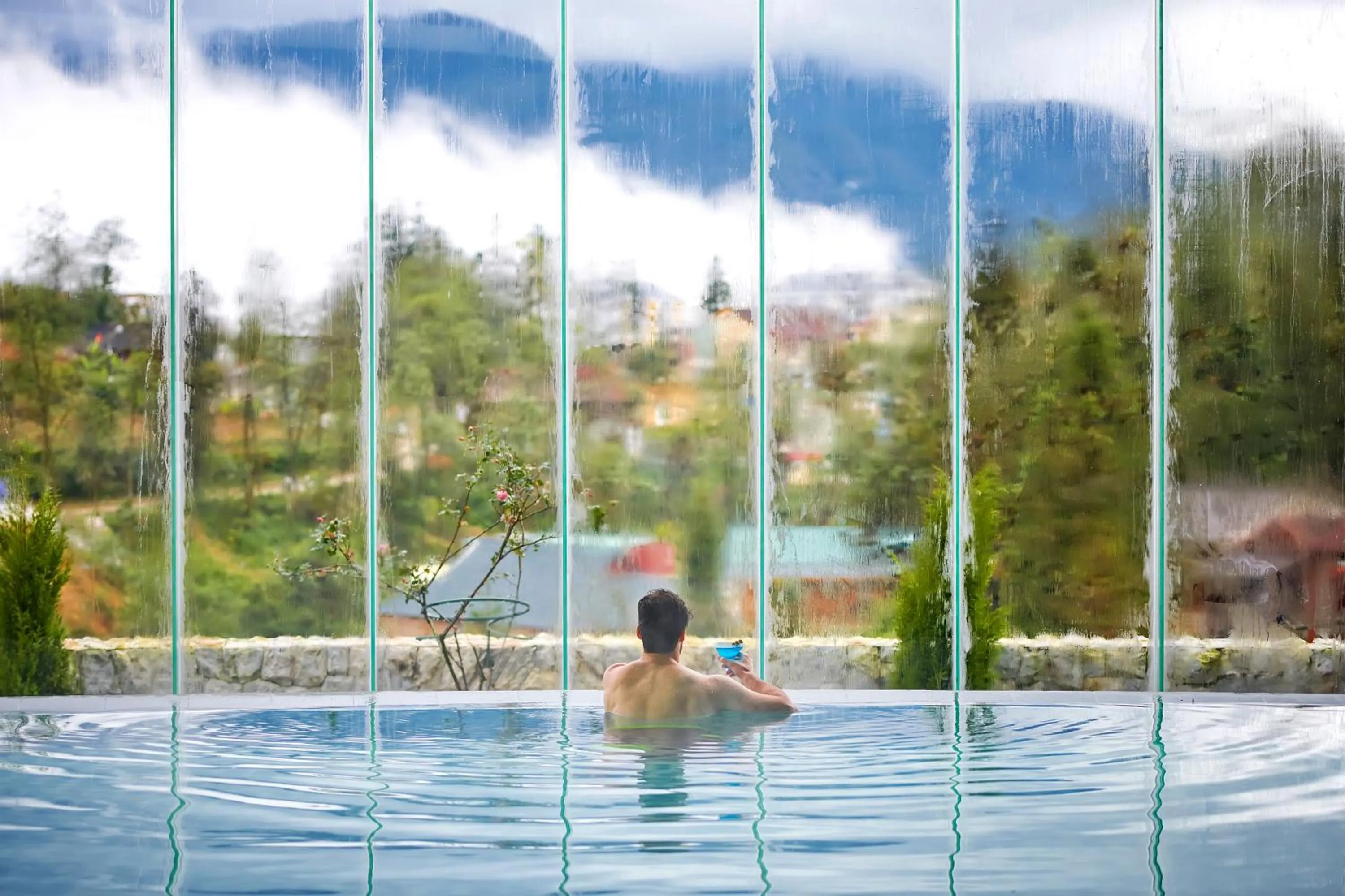 Swimming pool in Silk Path Grand Sapa Resort & Spa