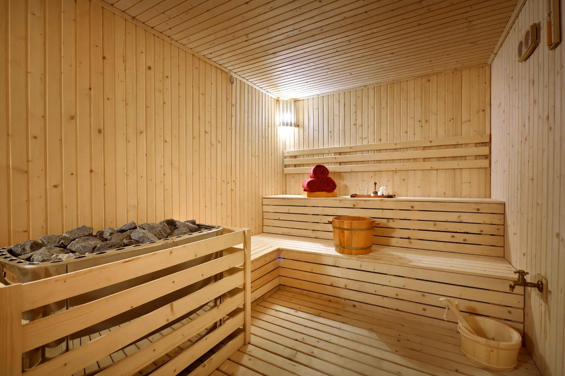 Hot Tub in Silk Path Grand Sapa Resort & Spa