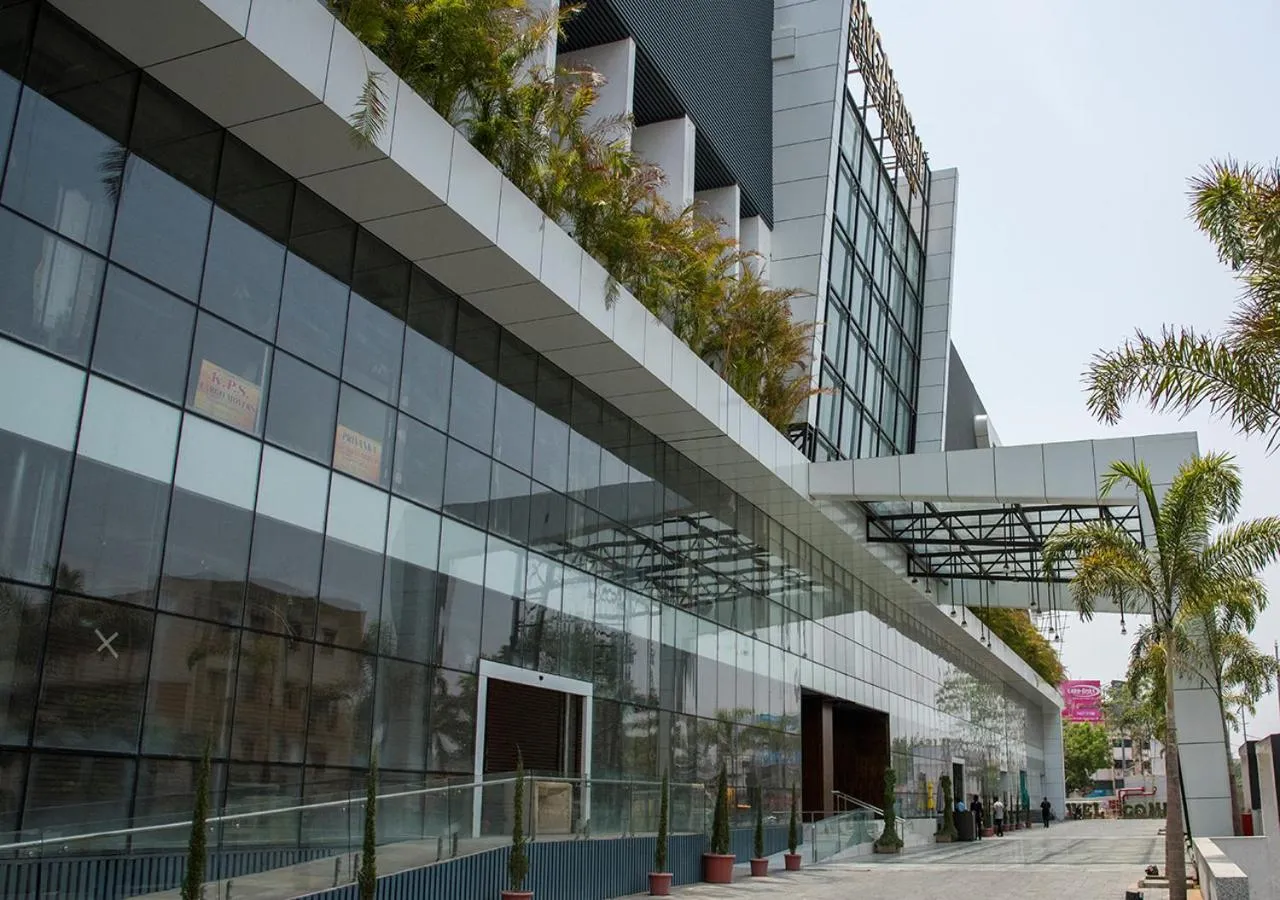 Property building in Regenta Central Hotel & Convention Centre Nagpur