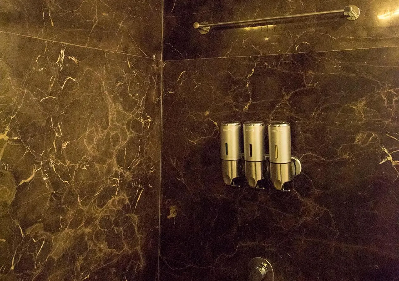 Bathroom in Regenta Central Hotel & Convention Centre Nagpur