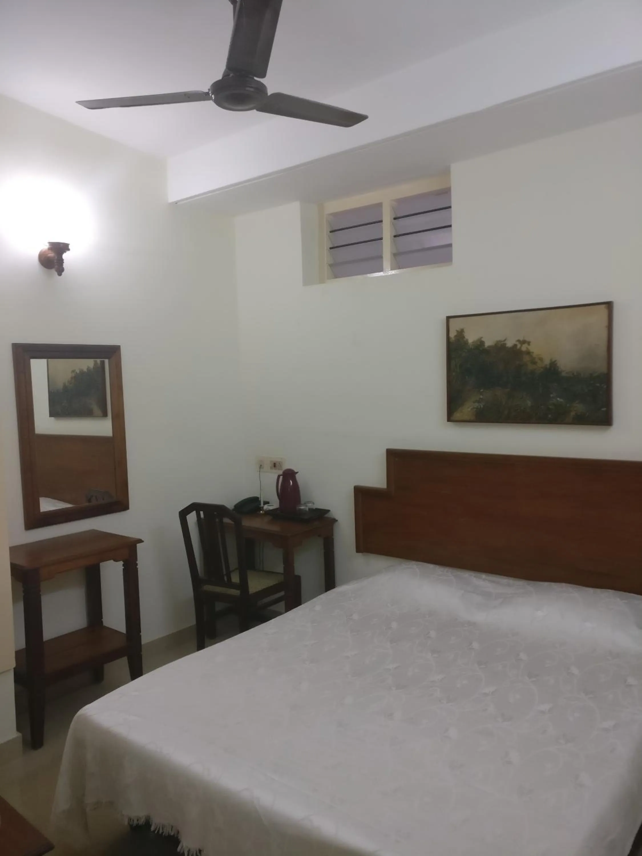Small Double Room - single occupancy in Safire Residency