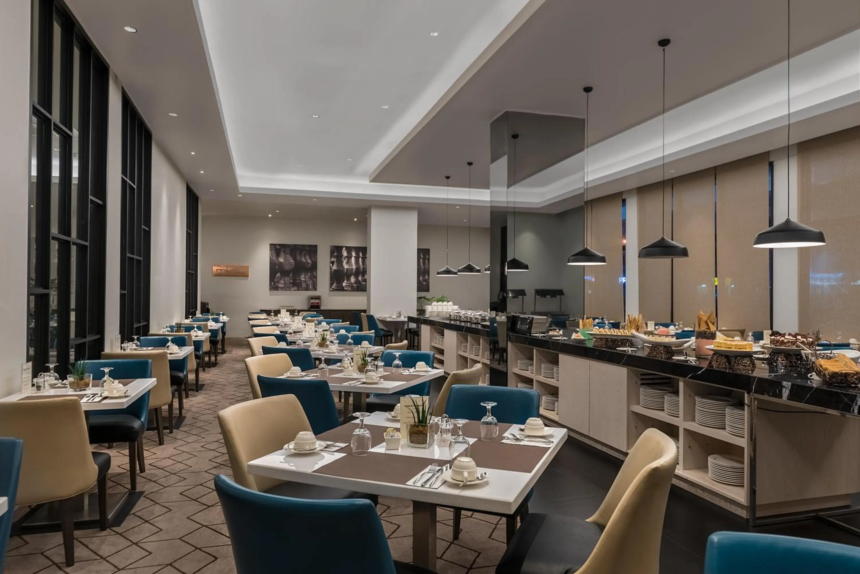 Coffee/tea facilities in Seda Capitol Central Hotel