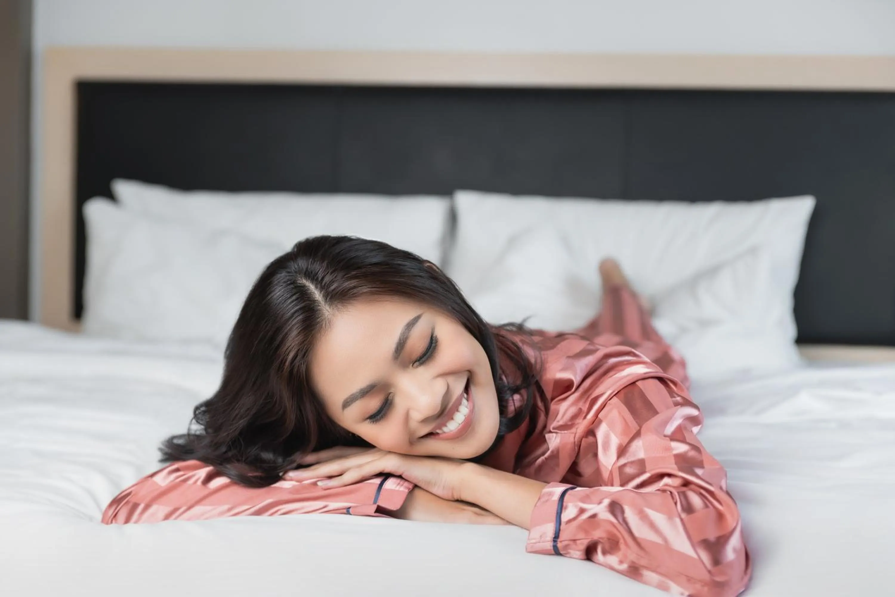 Property building, Bed in Seda Capitol Central Hotel