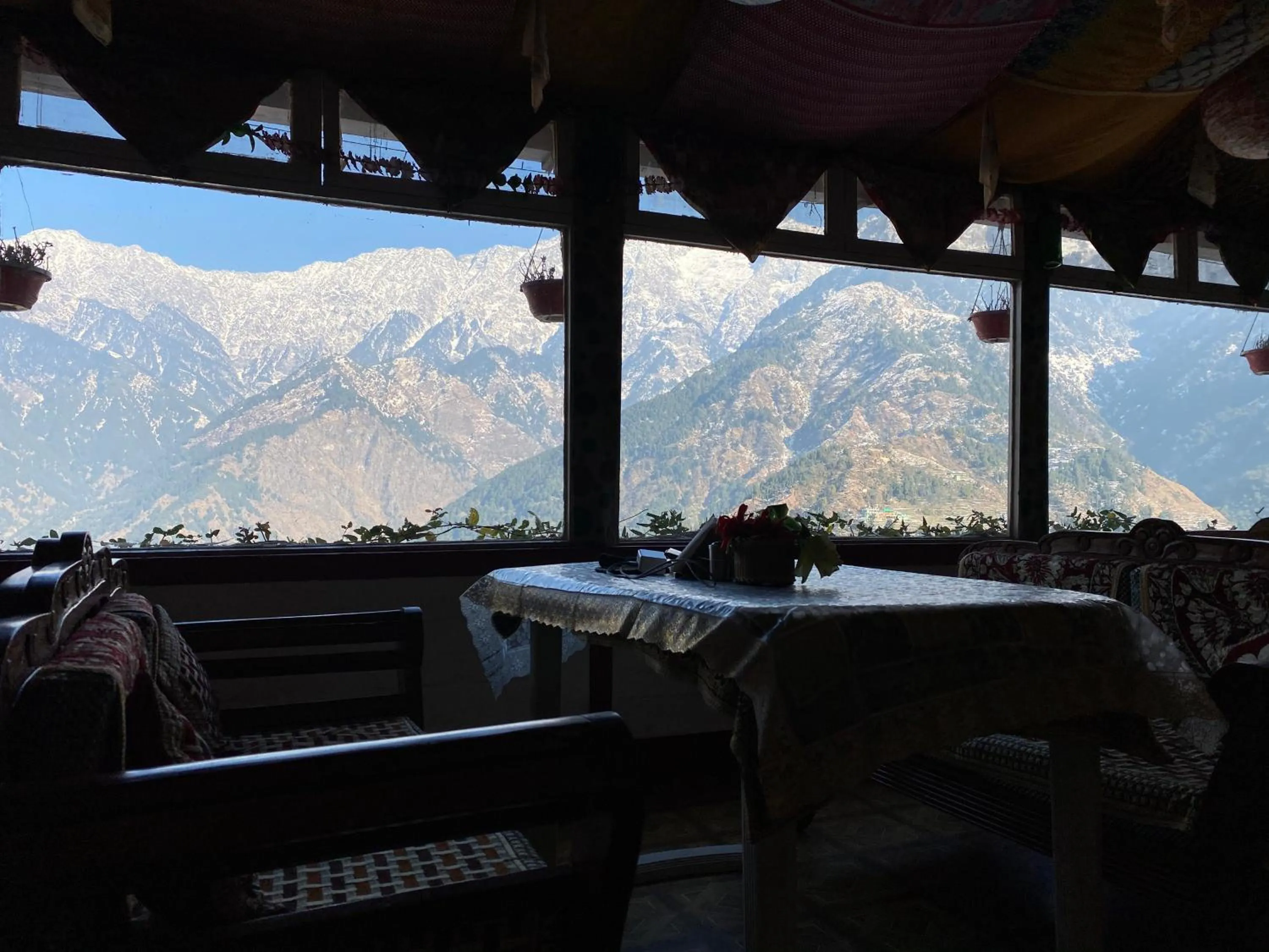 Restaurant/places to eat in Hotel Victoriya Palace,Mcleod Ganj