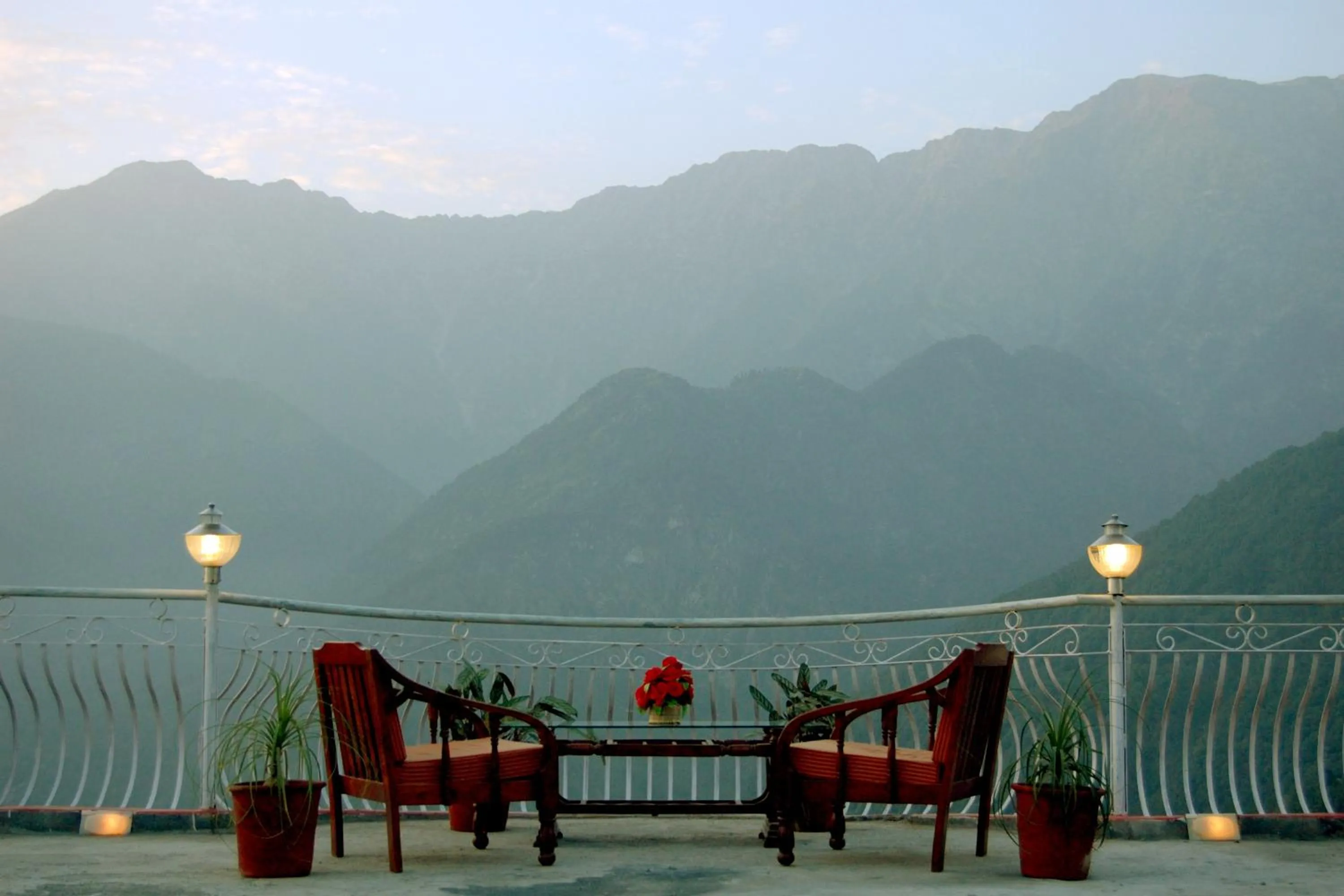 Facade/entrance in Hotel Victoriya Palace,Mcleod Ganj
