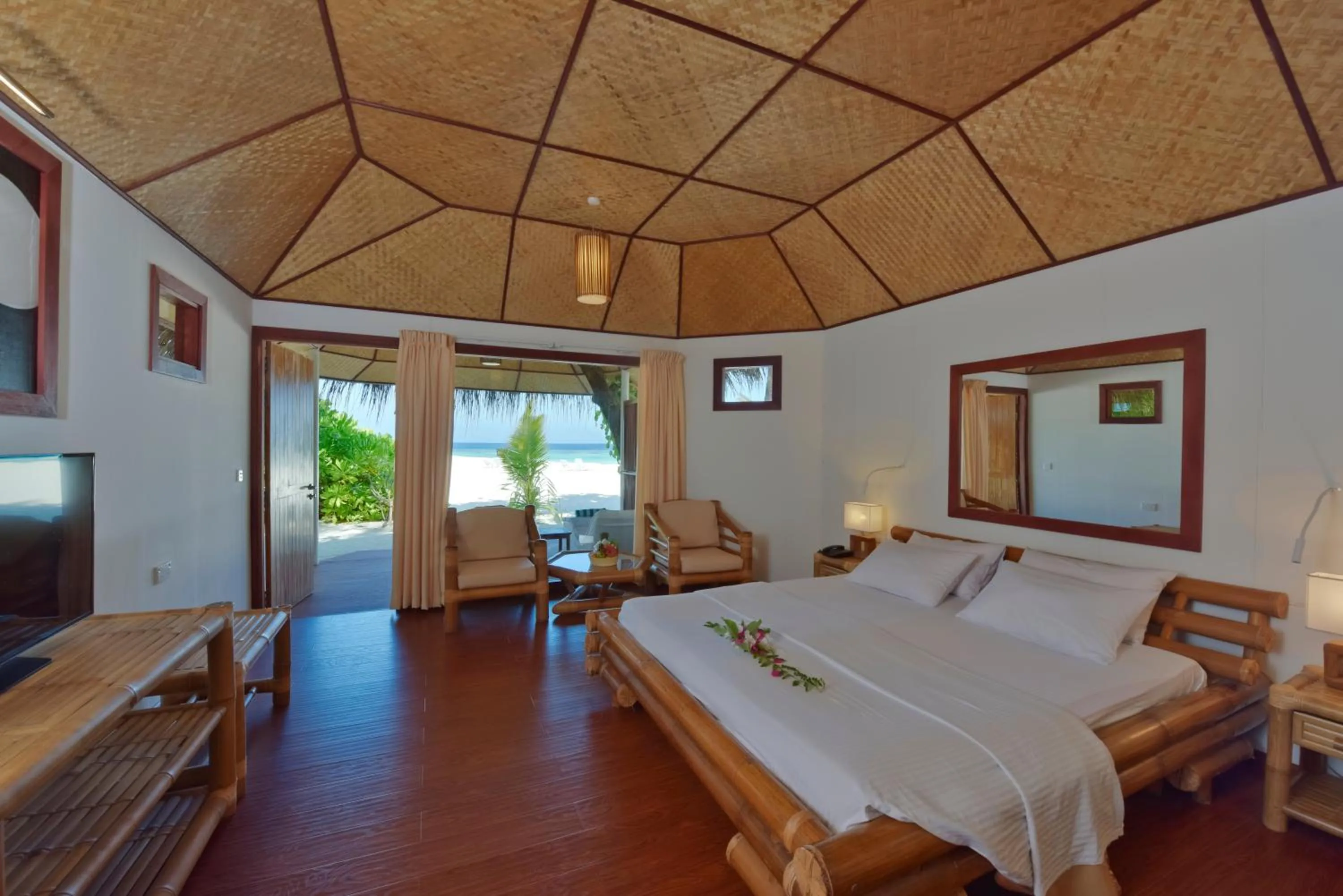 Photo of the whole room, Bed in Thulhagiri Island Resort & Spa