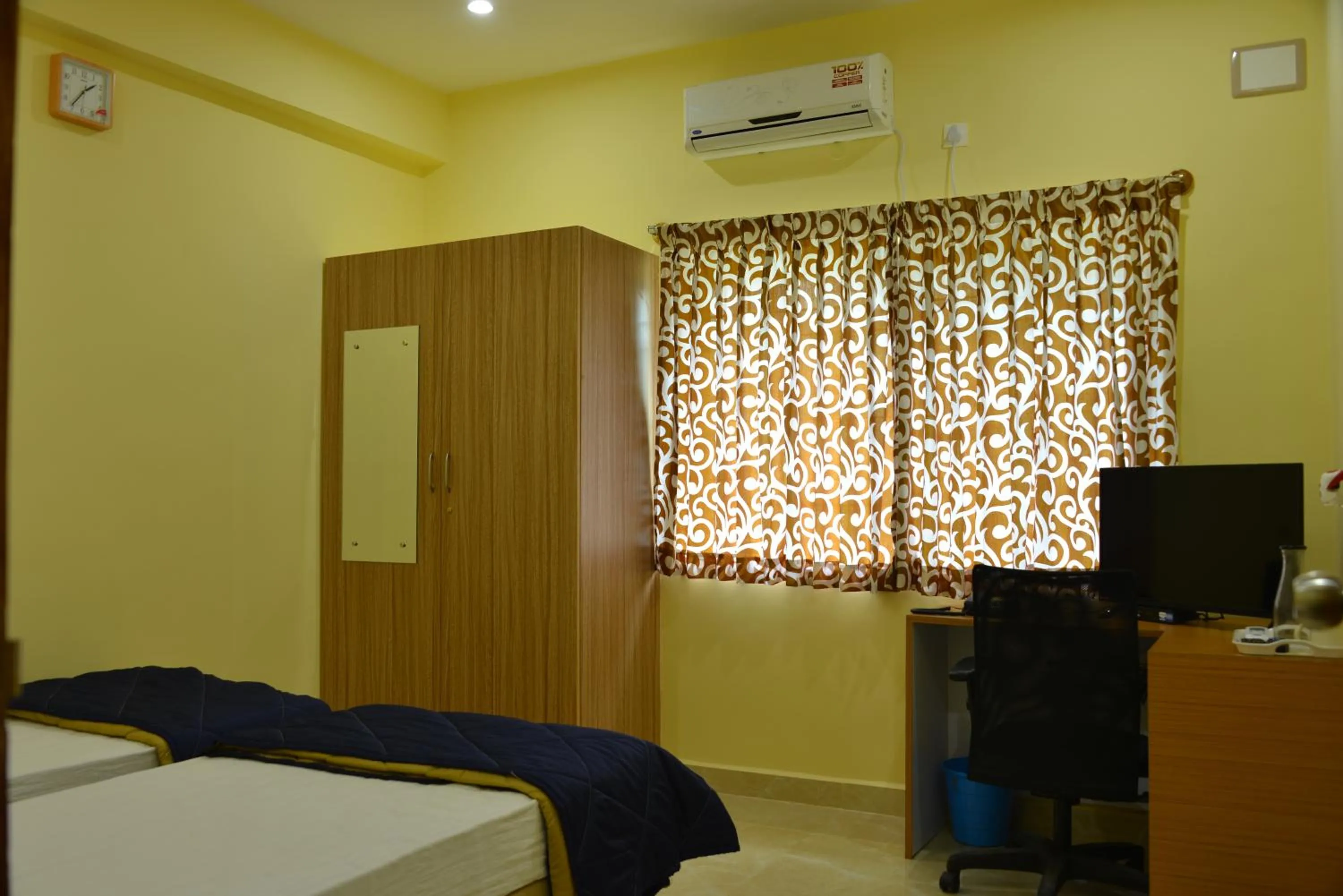 Deluxe Double or Twin Room in Golden Nest