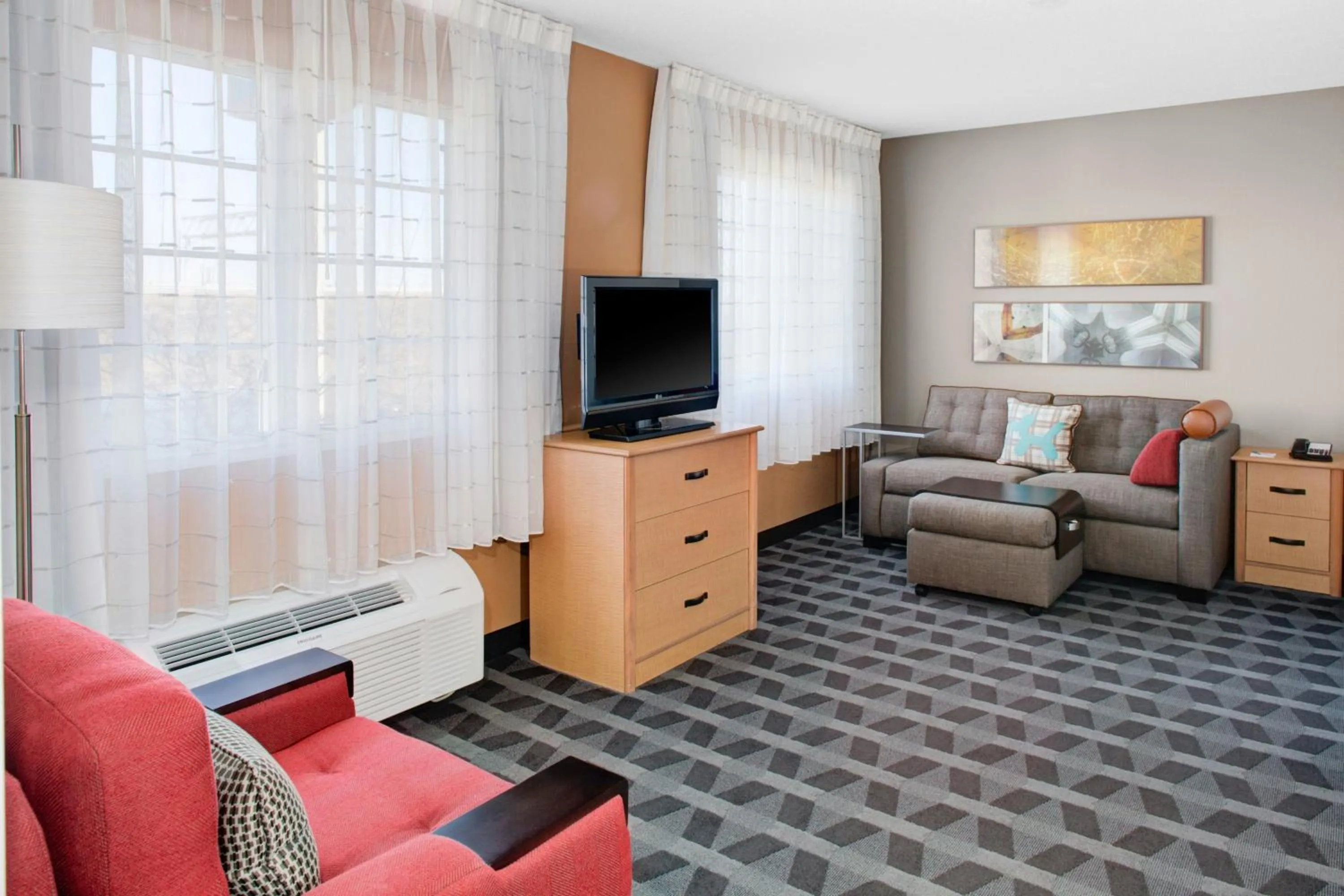 Living room in TownePlace Suites Wichita East