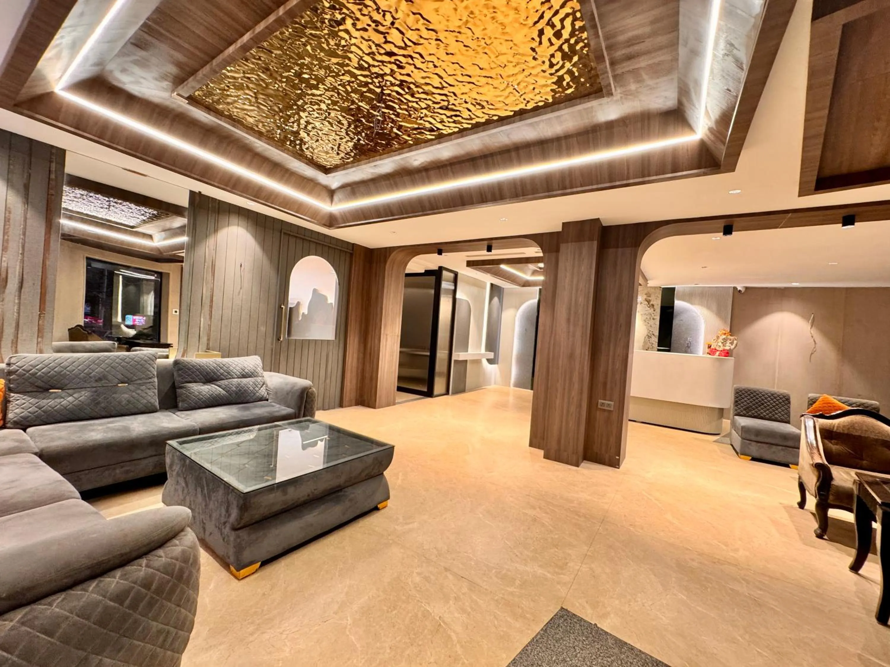 Lobby or reception in Hotel 51