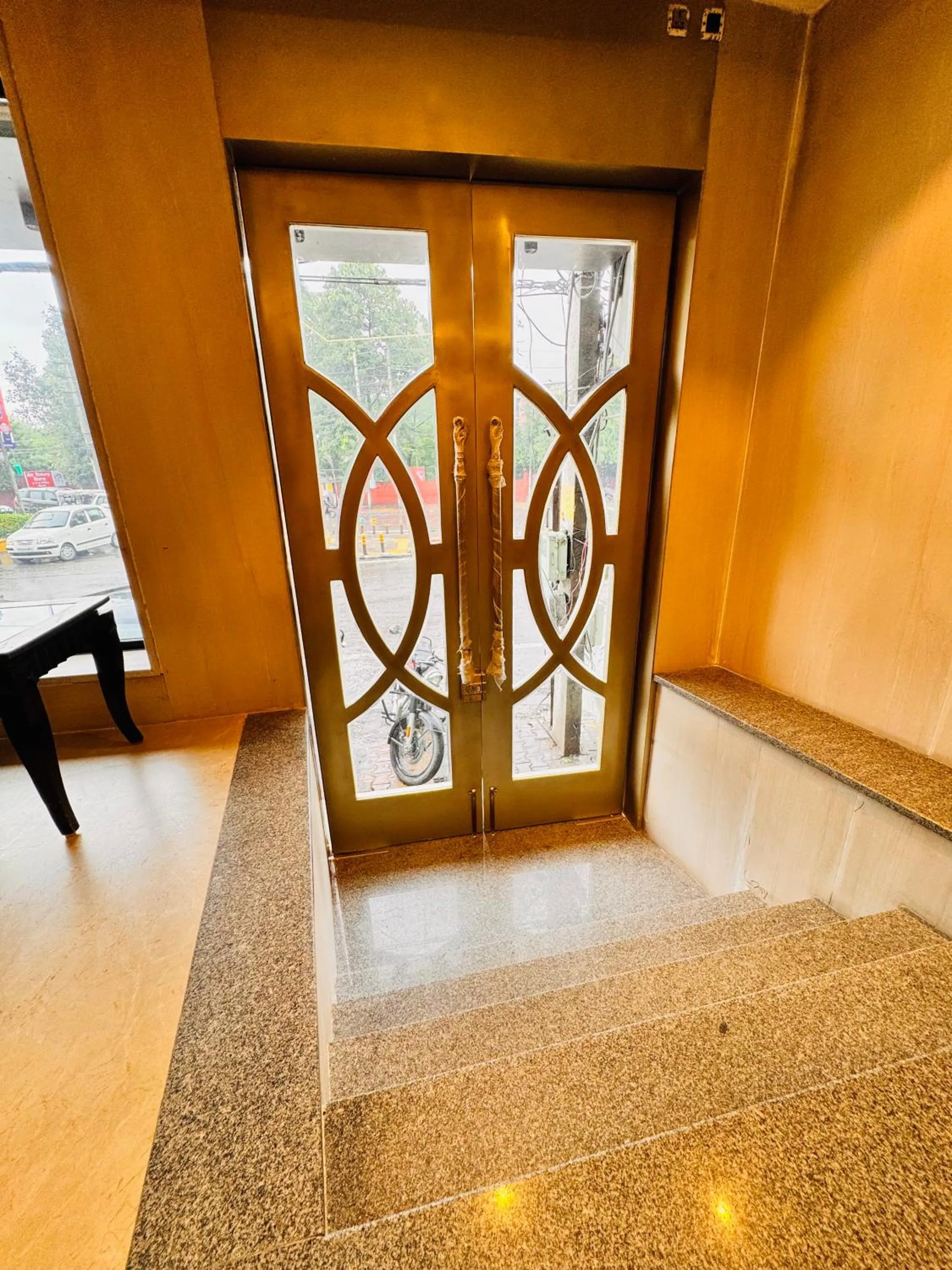 Facade/entrance in Hotel 51