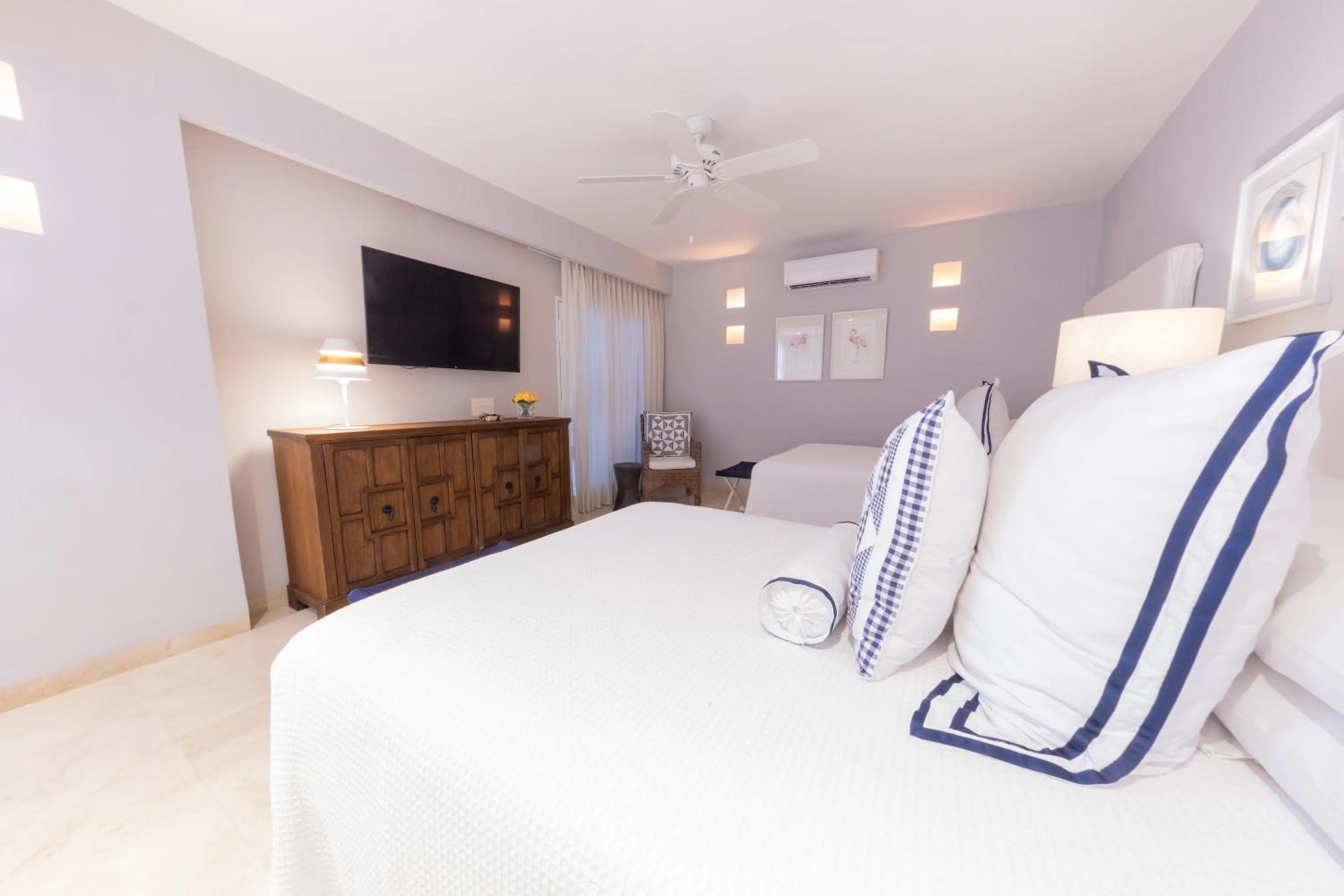 Bed in Casa La Merced by Mustique