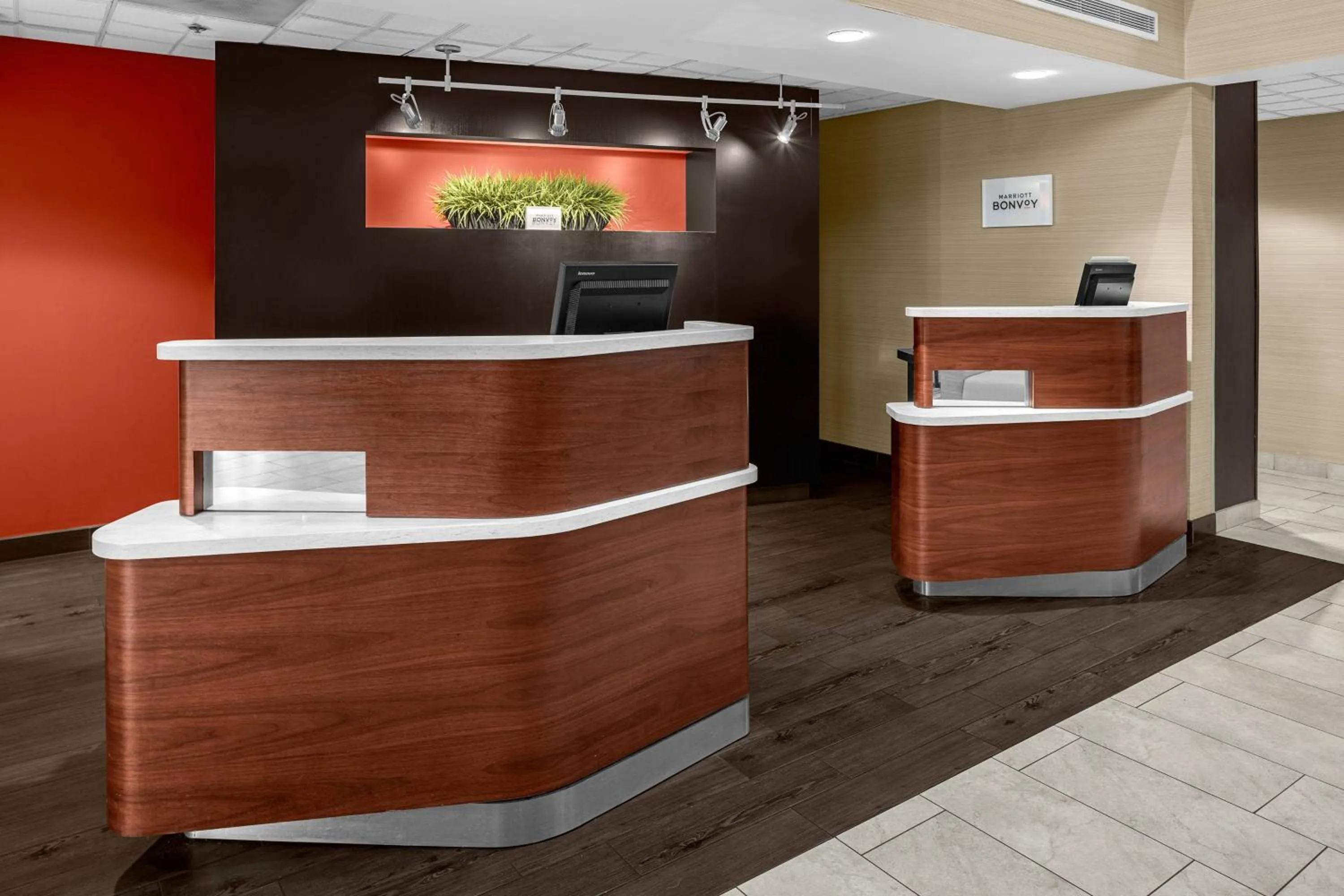 Lobby or reception in Courtyard by Marriott Wilmington/Wrightsville Beach