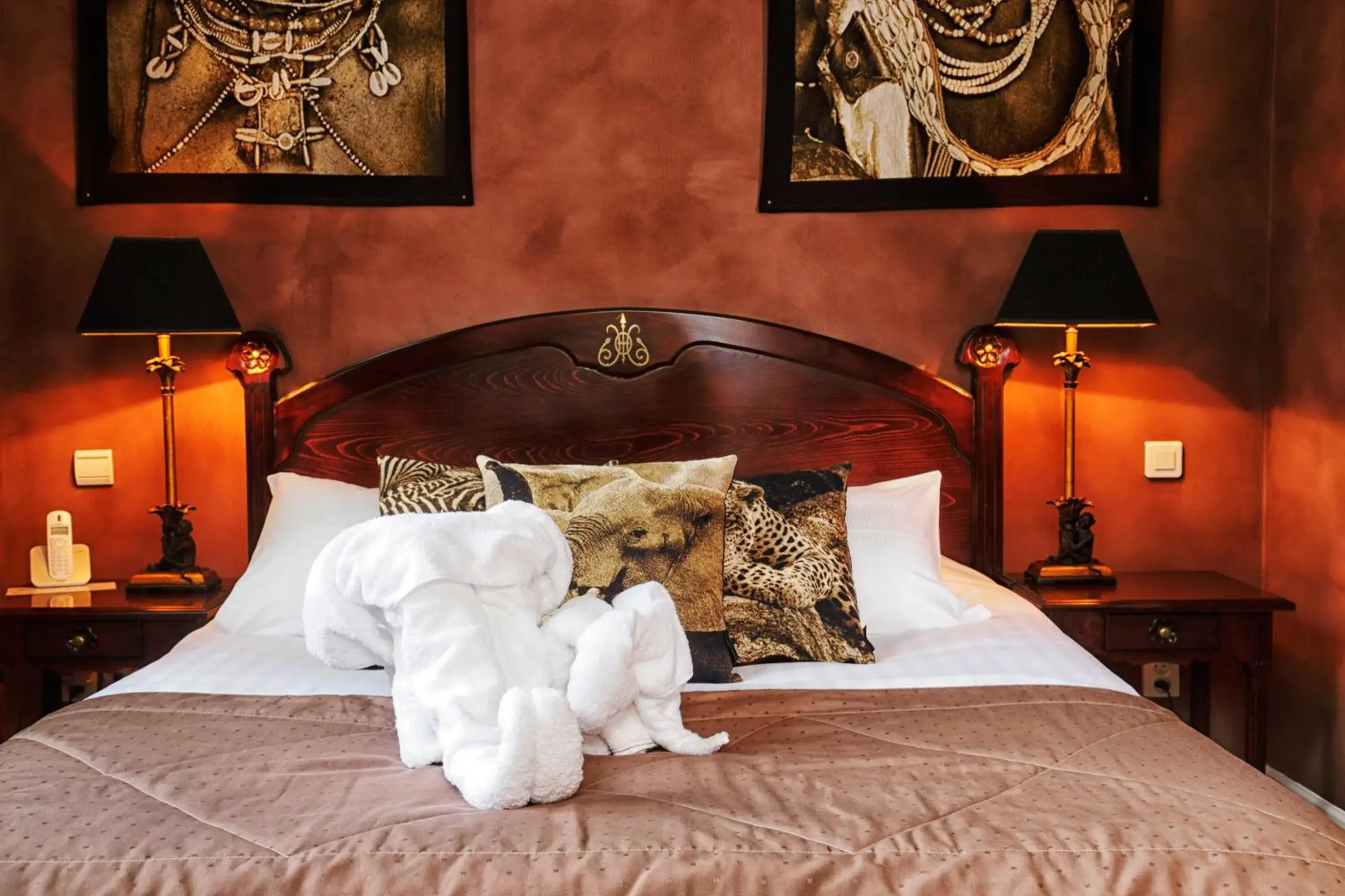 Standard Double Room Nairobi in Hotel D'haussonville Standard Double Room Nairobi in Hotel D'haussonville