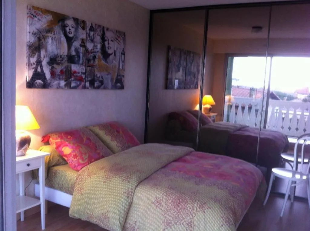 Apartment in Joli T2 proche de la mer