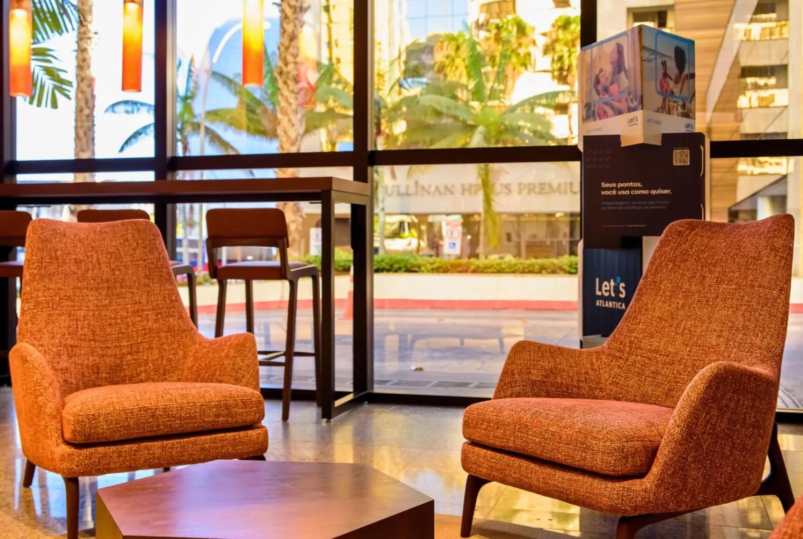 Lobby or reception in Comfort Suites Brasília