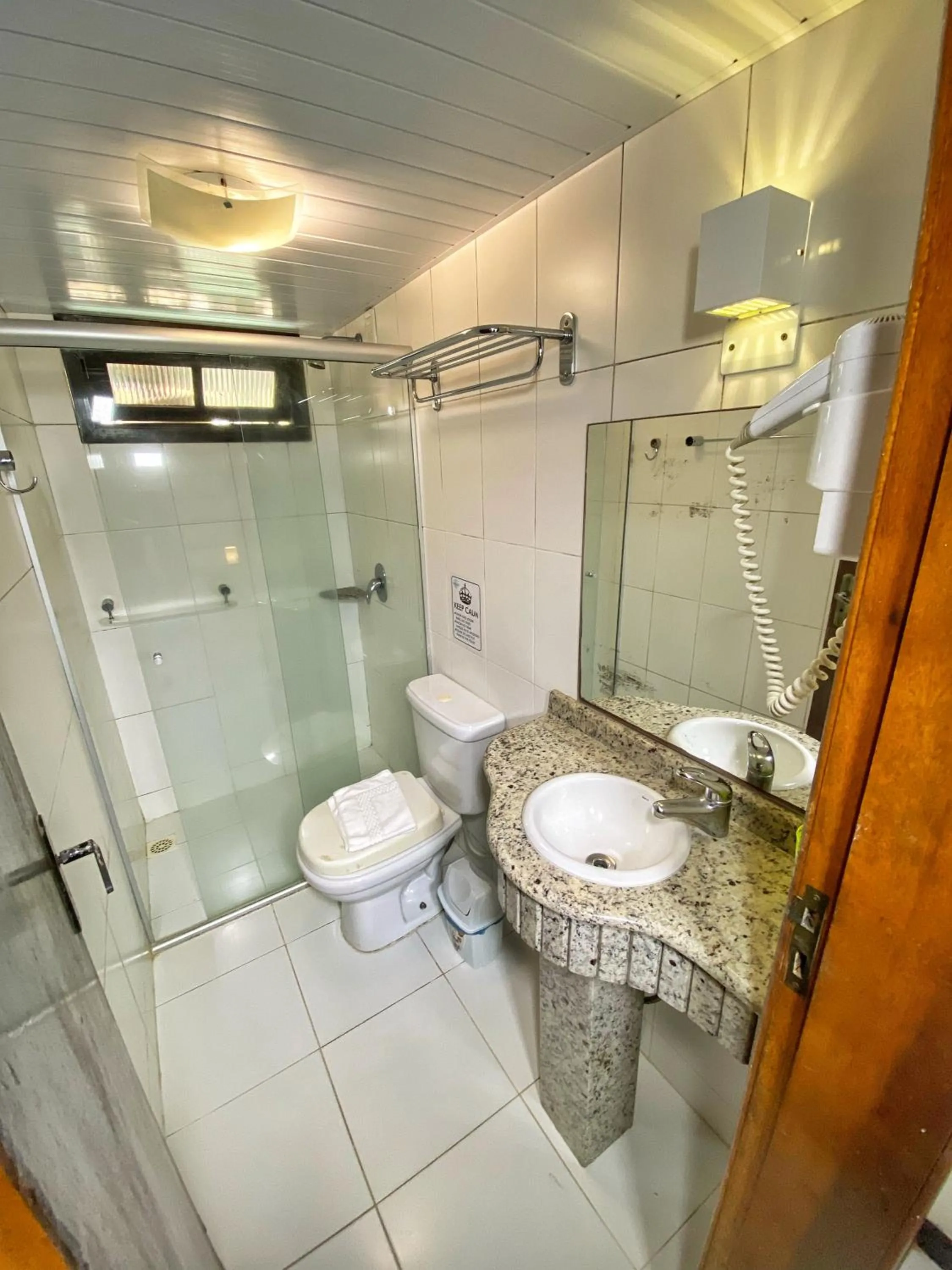 Shower in Pousada Palmeiras