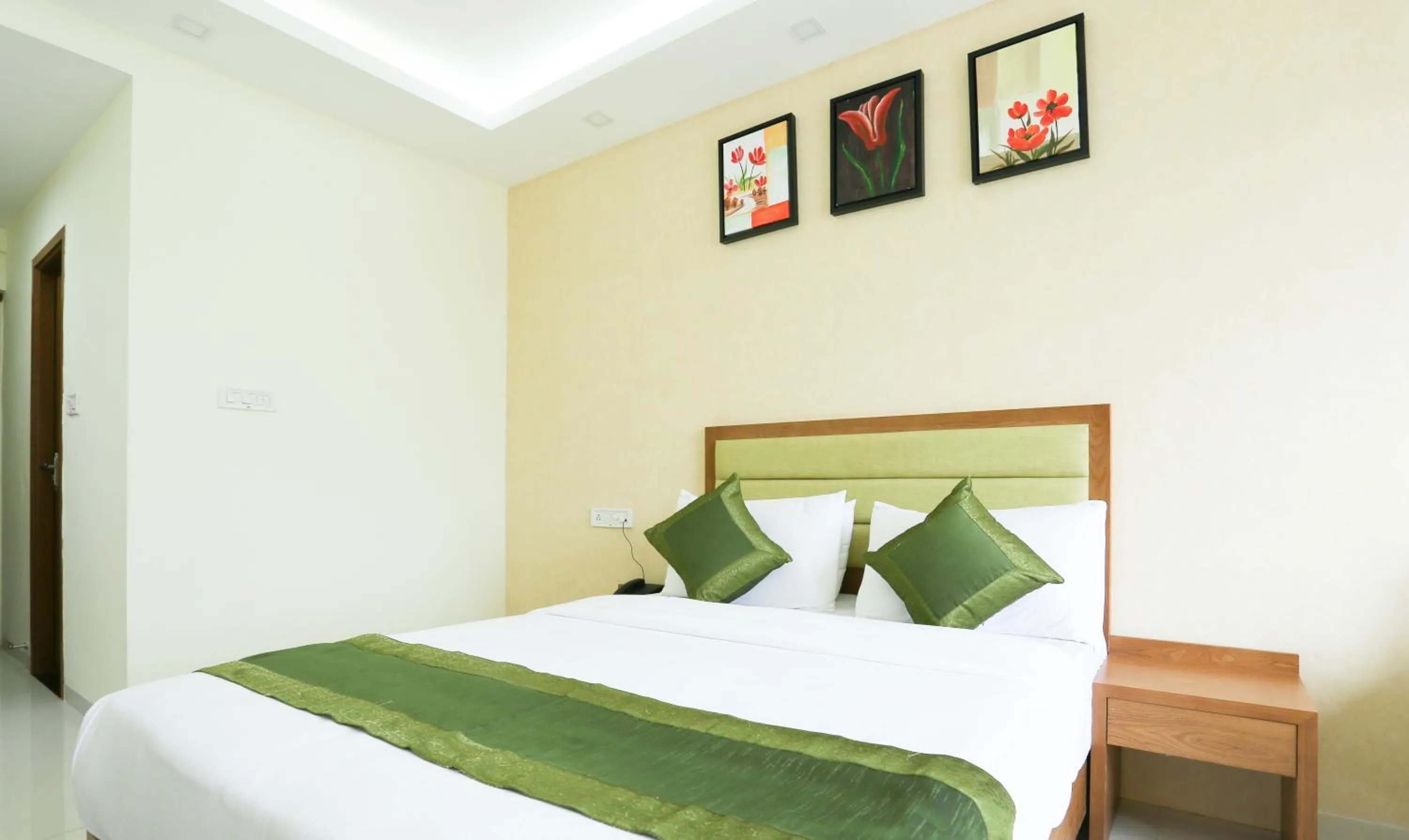 Bedroom, Bed in Treebo The Galaxy Bommasandra