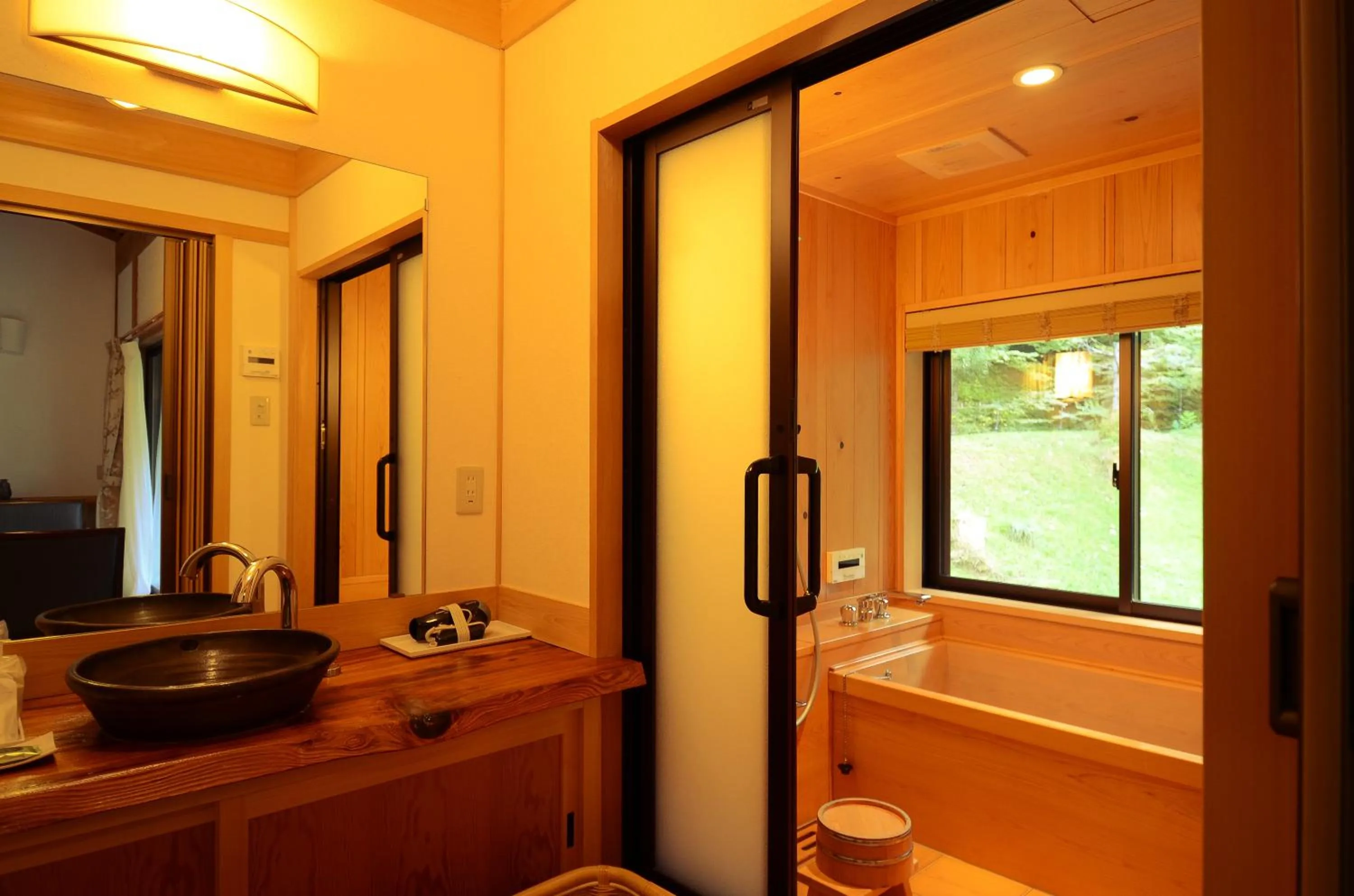 Bathroom in 高野山 宿坊 不動院 -Koyasan Shukubo Fudoin-