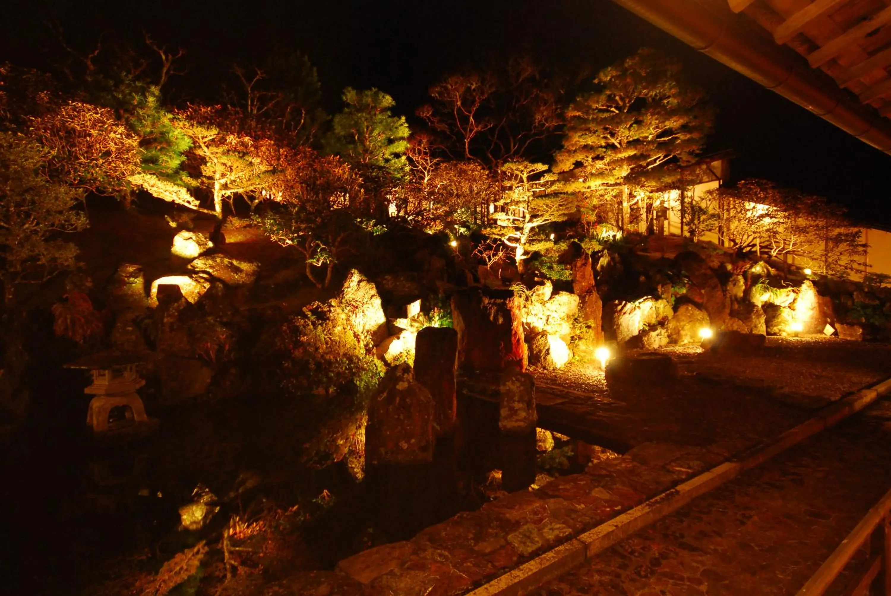 Garden in 高野山 宿坊 不動院 -Koyasan Shukubo Fudoin-