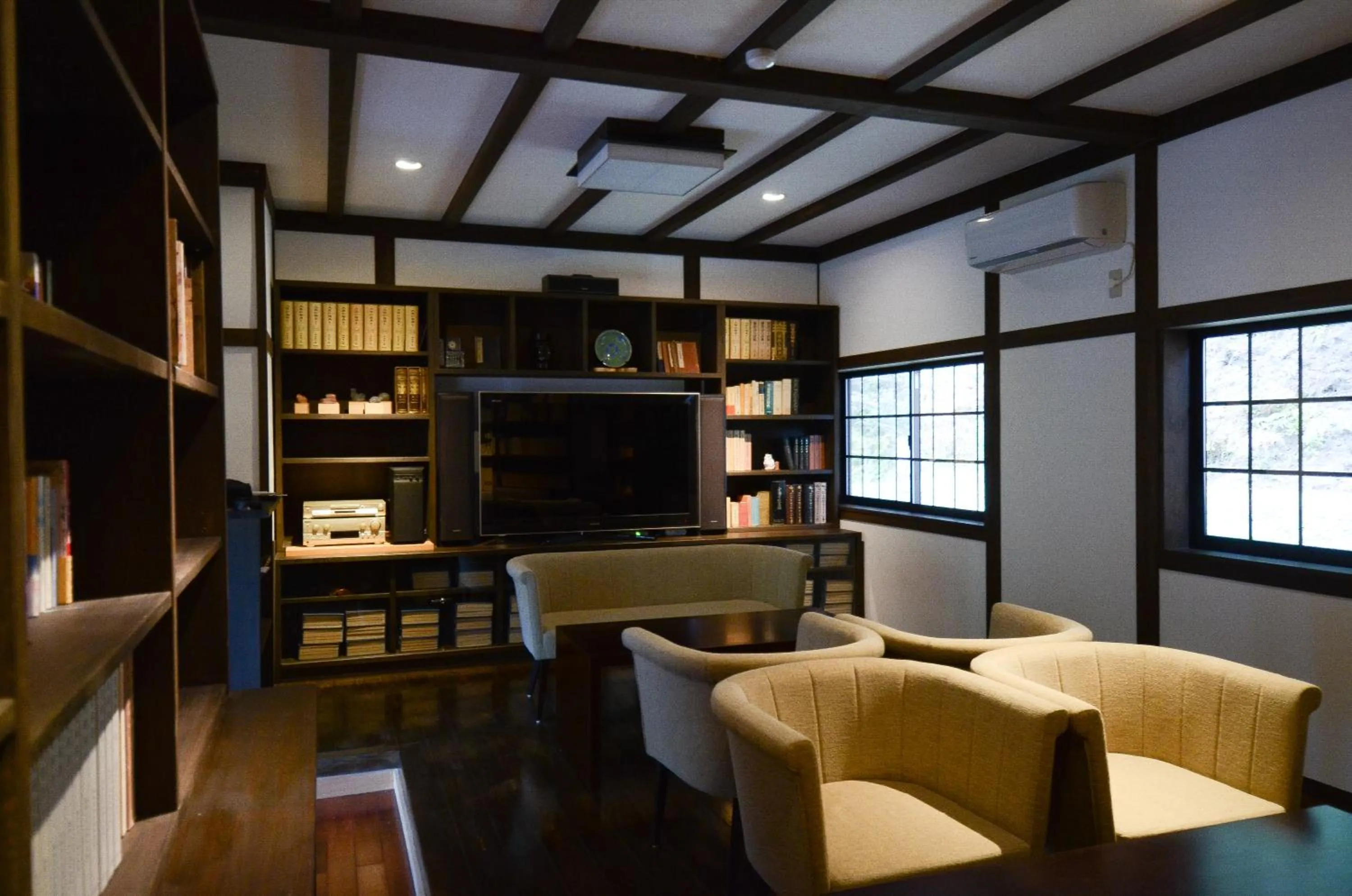 Library in 高野山 宿坊 不動院 -Koyasan Shukubo Fudoin-