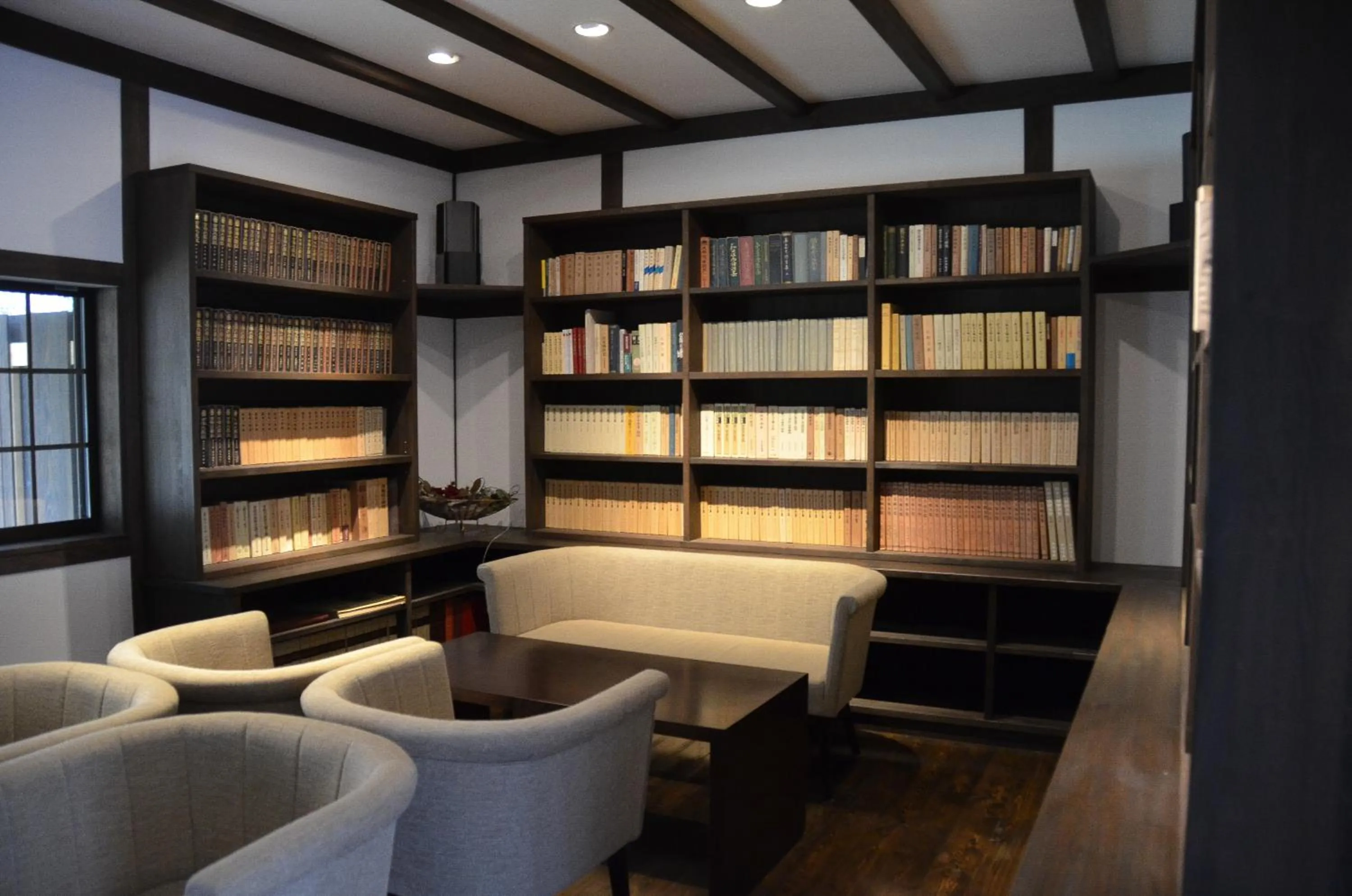 Library in 高野山 宿坊 不動院 -Koyasan Shukubo Fudoin-