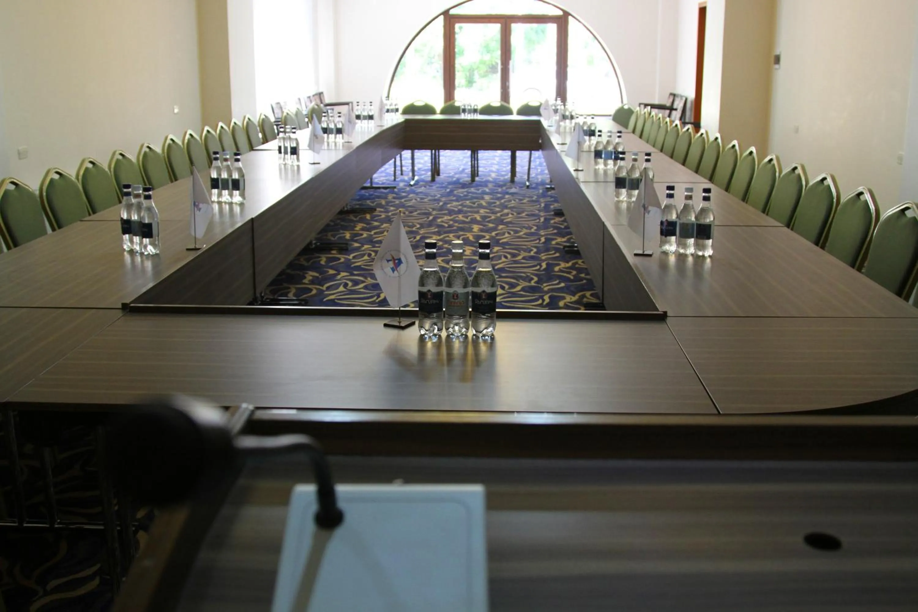 Meeting/conference room in Armenia Hotel