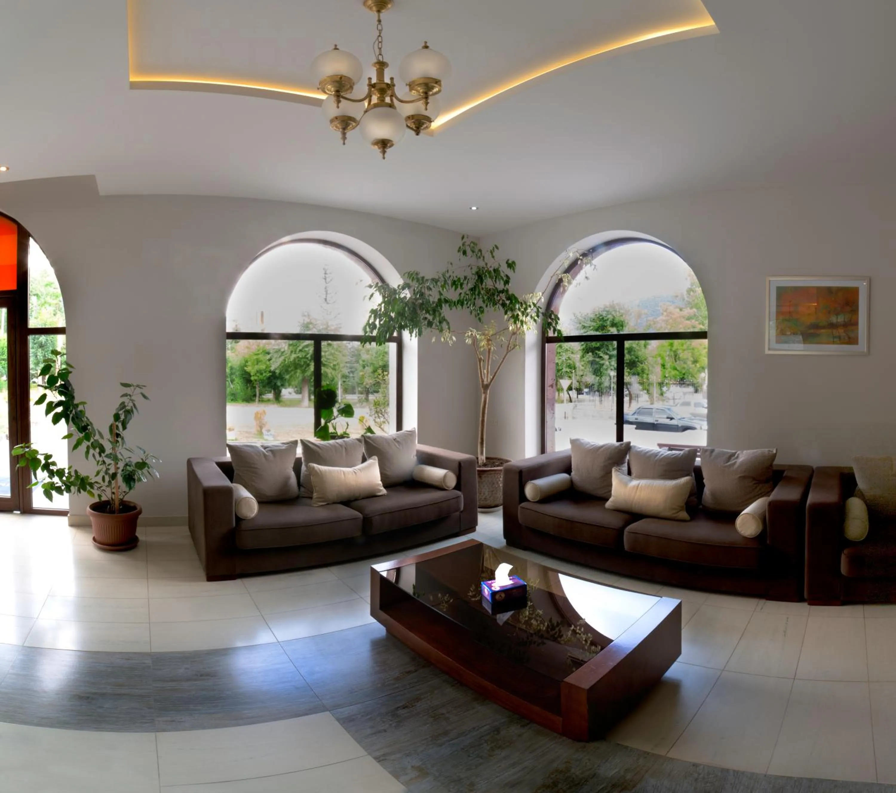 Communal lounge/ TV room in Armenia Hotel