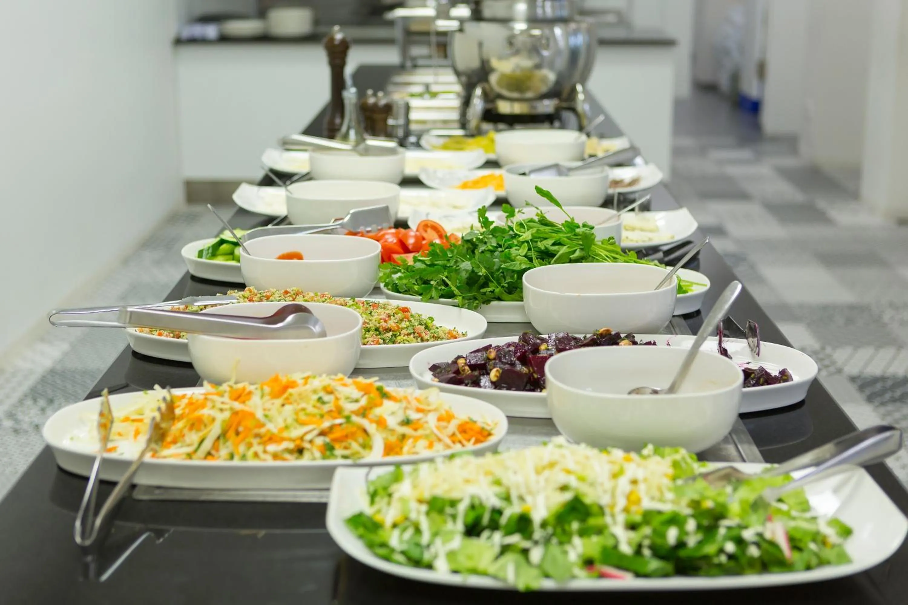 Restaurant/places to eat in Armenia Hotel
