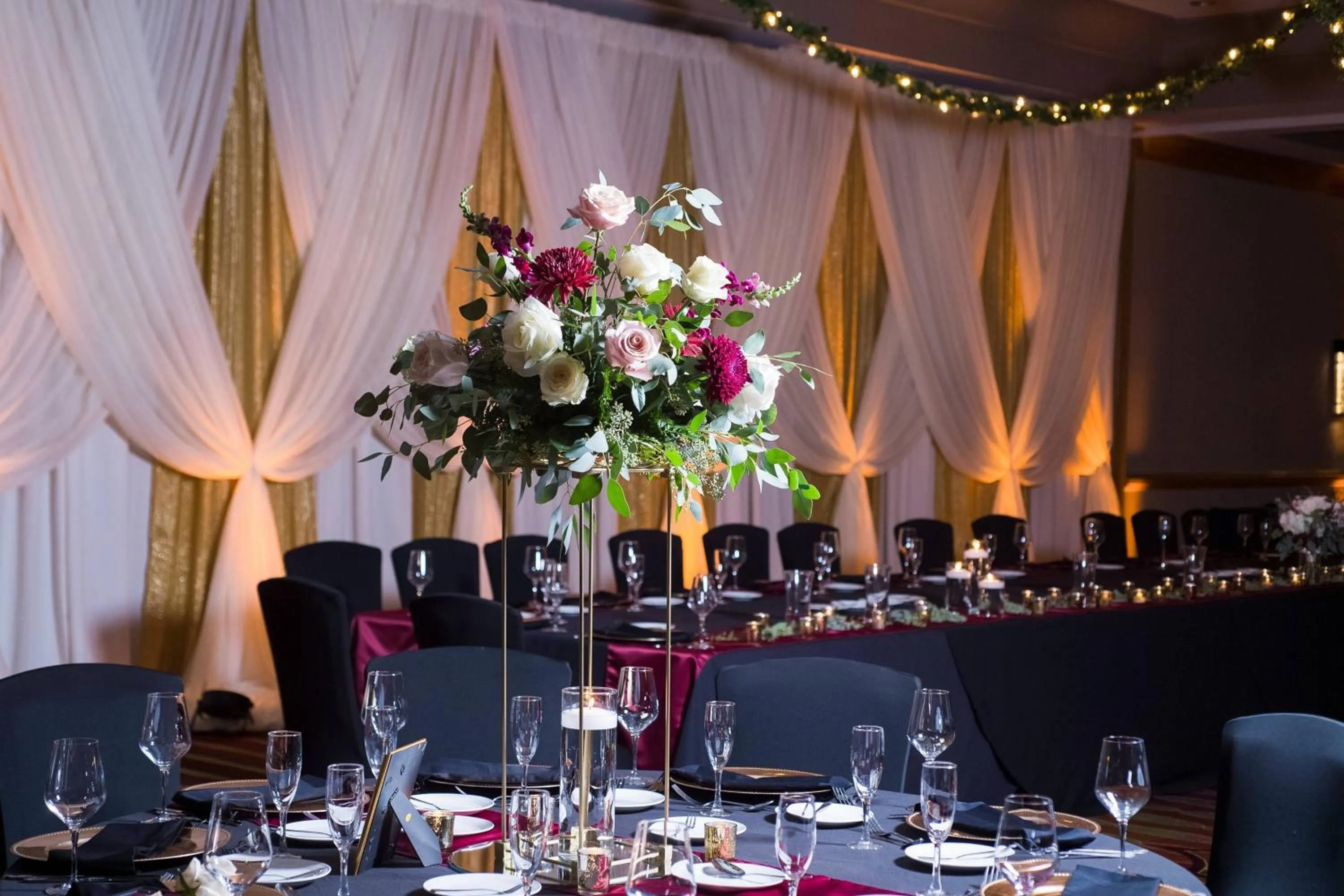 Lobby or reception in Marriott Indianapolis North