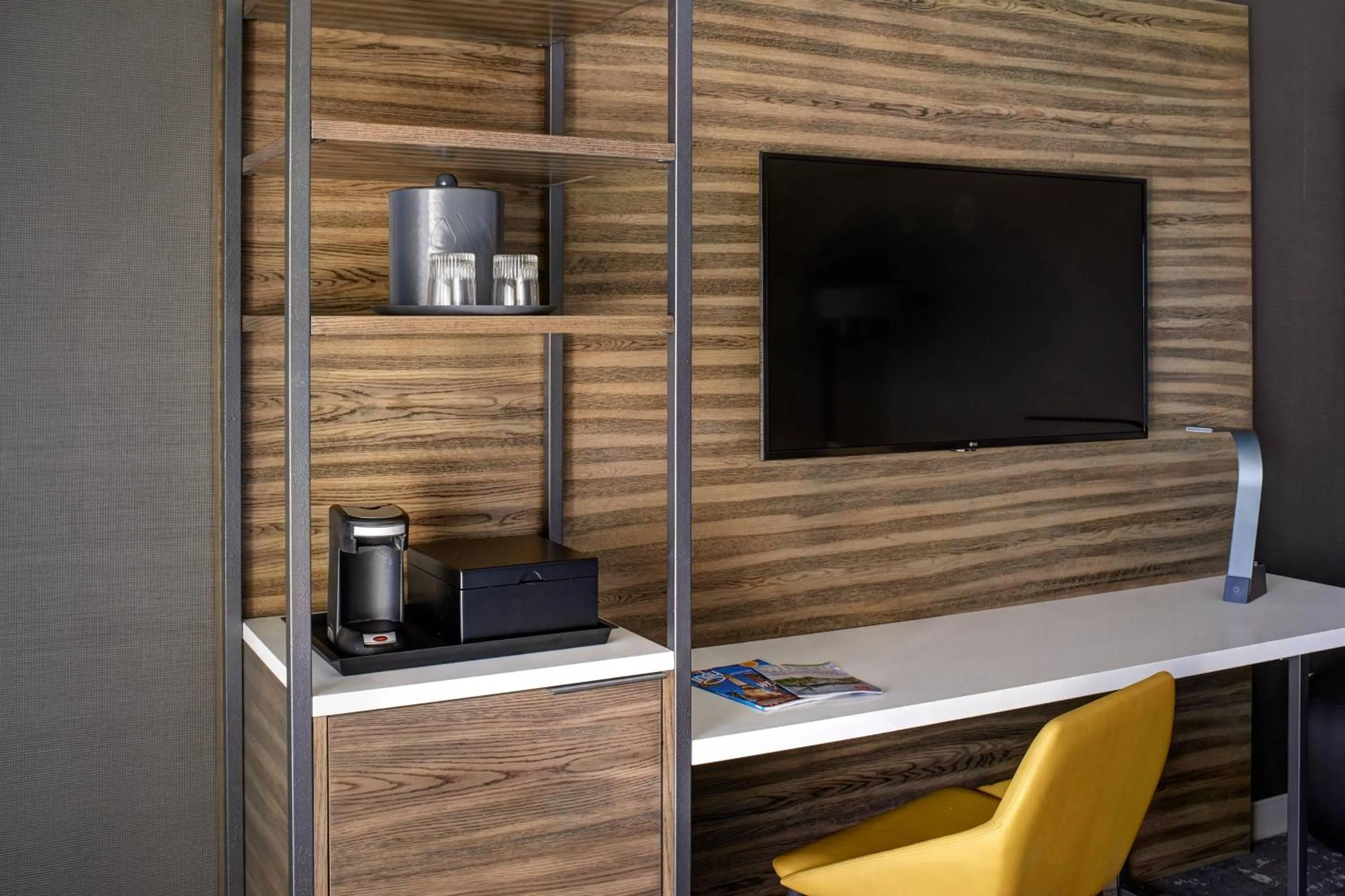 Photo of the whole room in Marriott Indianapolis North