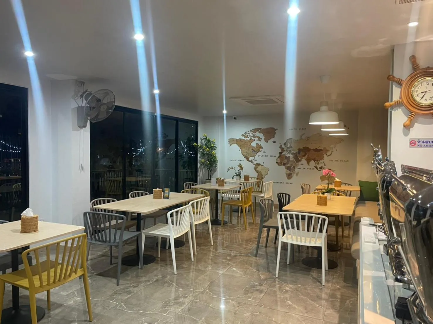 Restaurant/places to eat in Bangkok Boutique Resort Rangsit