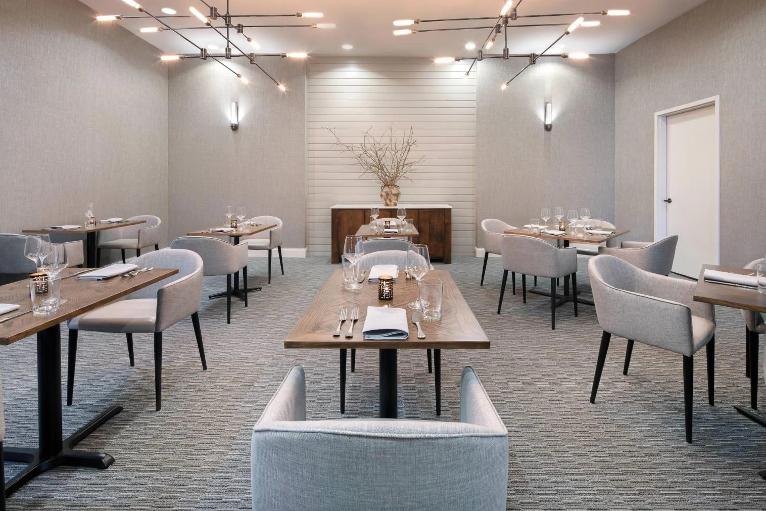 Restaurant/places to eat in Winston-Salem Marriott