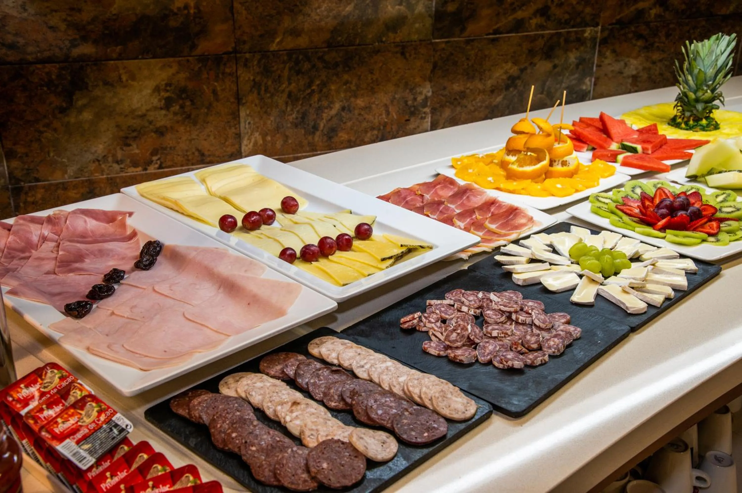 Breakfast in Petit Palau - Adults Only