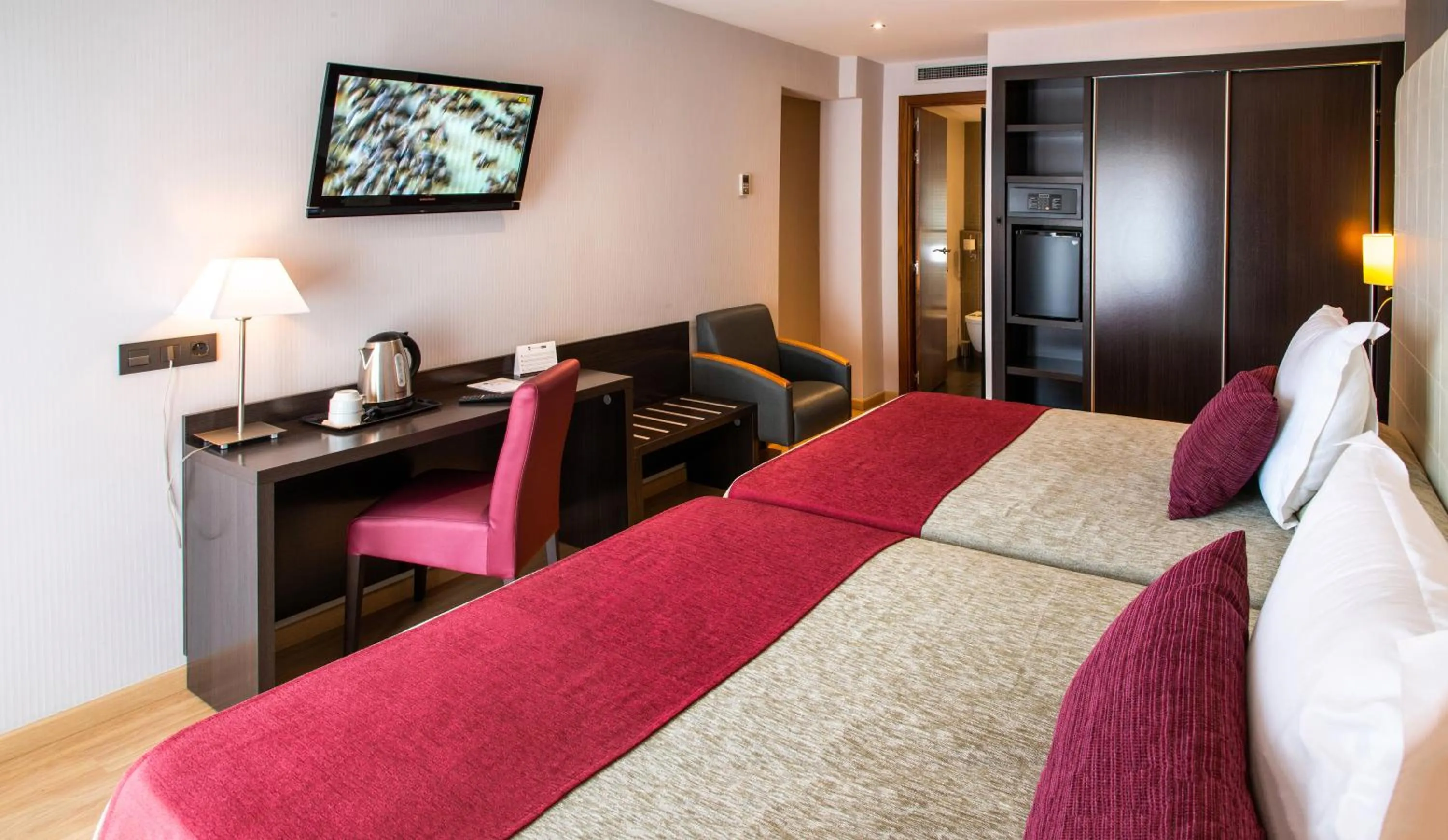 Bedroom, Bed in Petit Palau - Adults Only