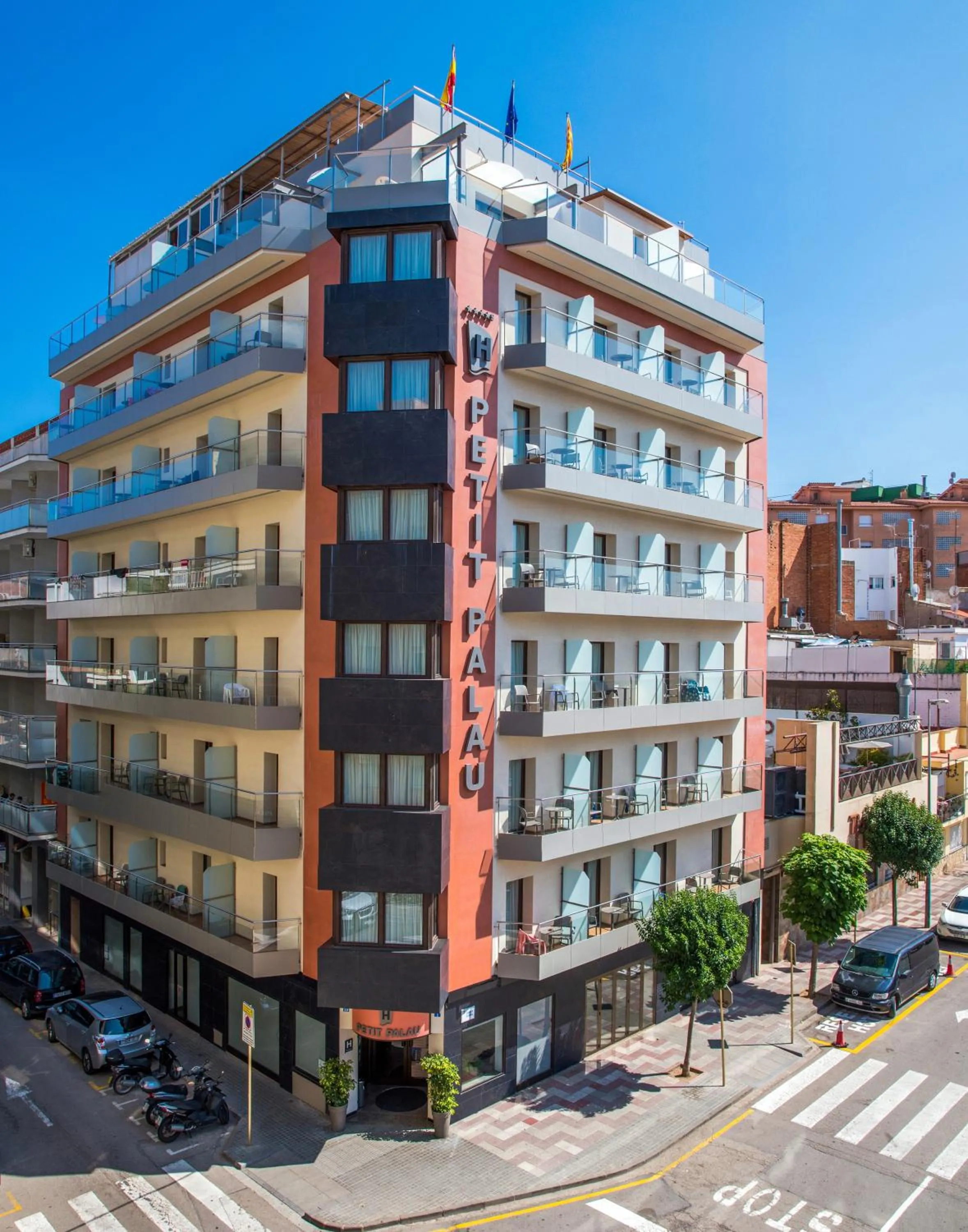 Property building in Petit Palau - Adults Only