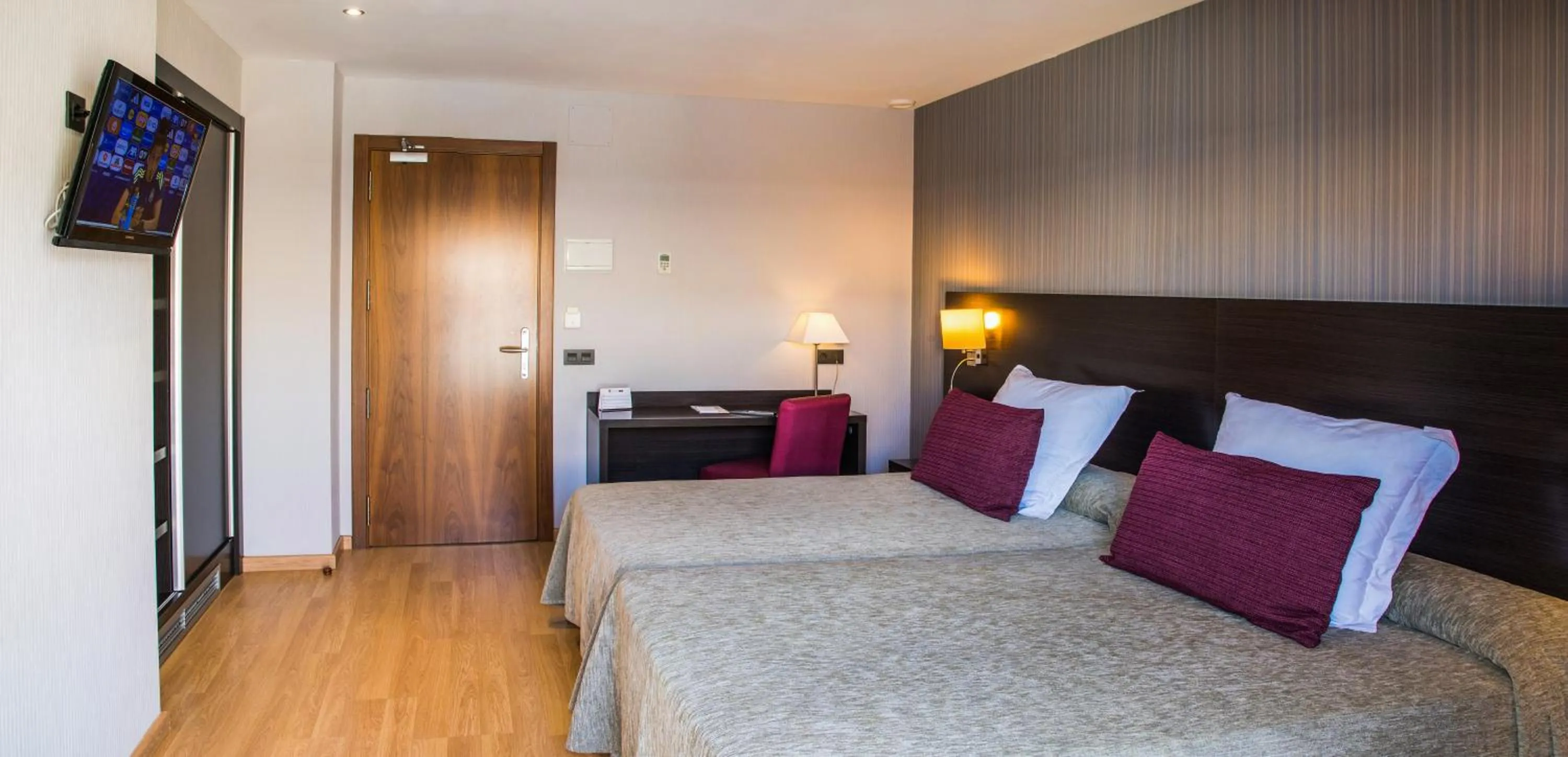 Bedroom, Bed in Petit Palau - Adults Only