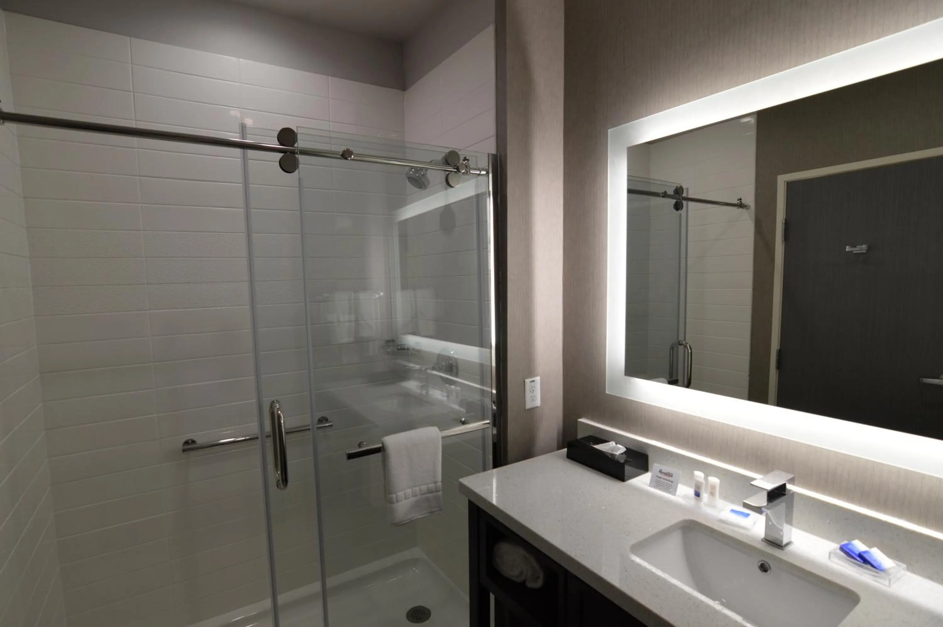 Bathroom in Best Western Plus Executive Residency Baytown