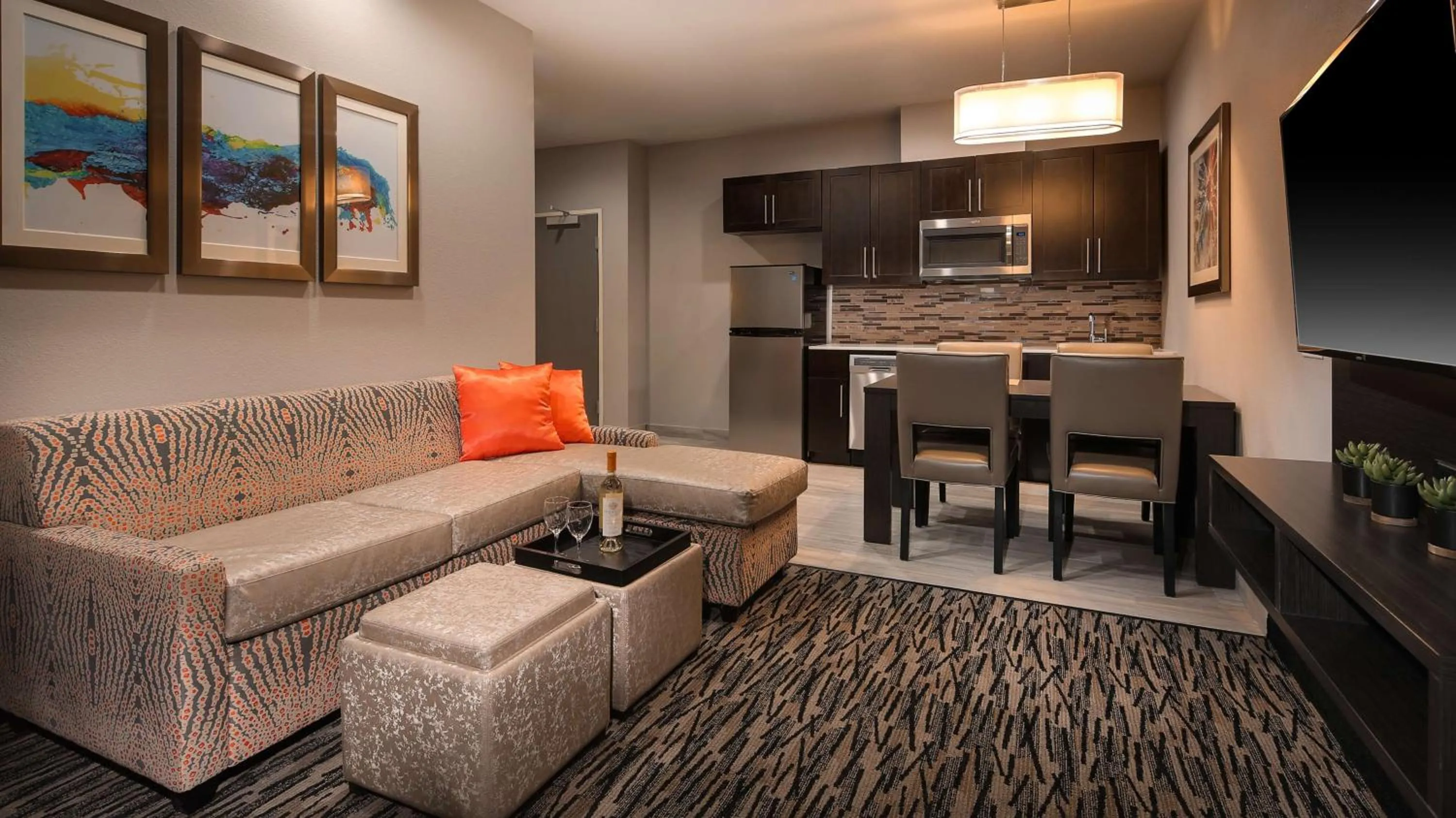 Photo of the whole room in Best Western Plus Executive Residency Baytown