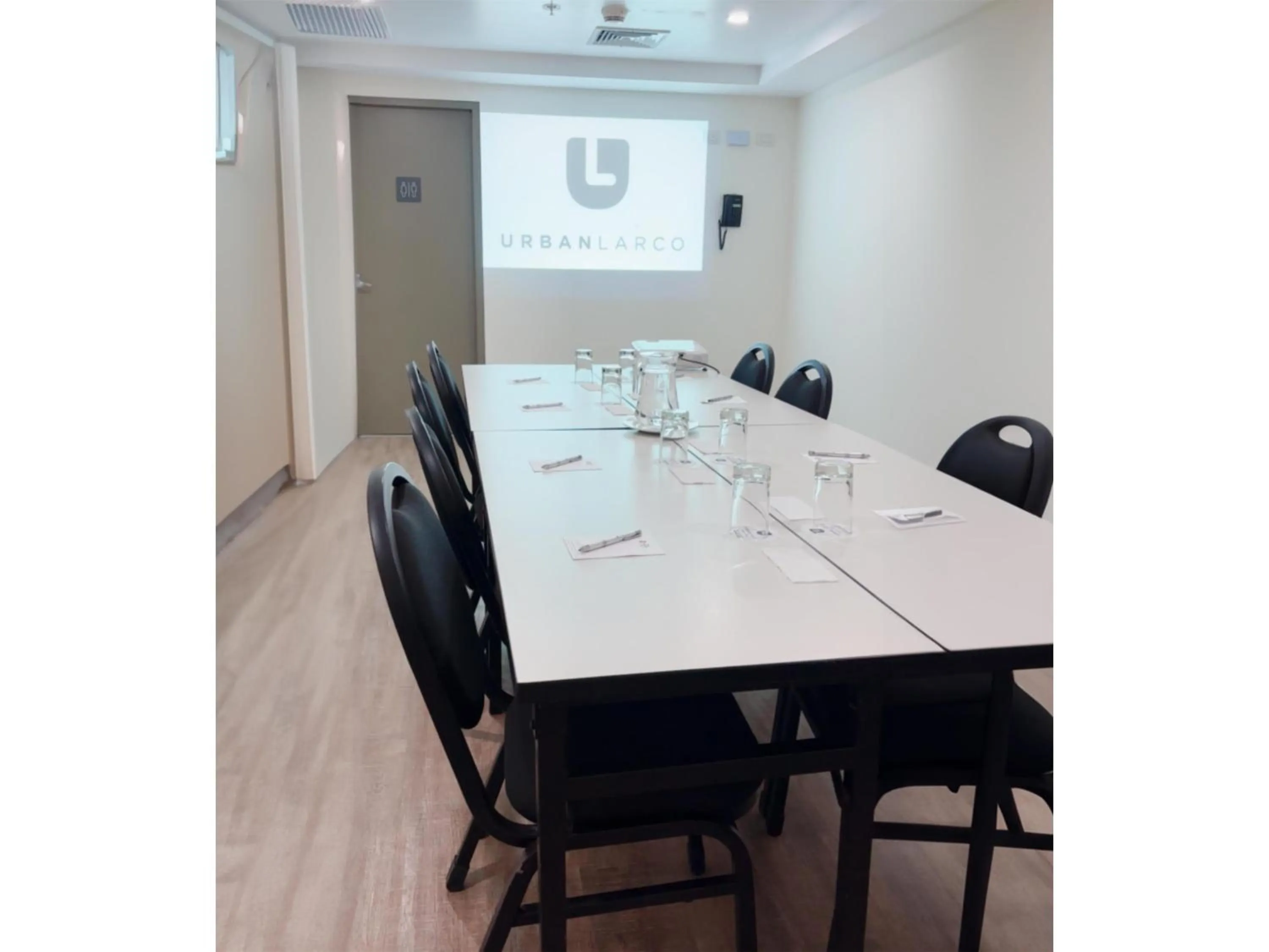 Meeting/conference room in Best Western Plus Urban Larco Hotel